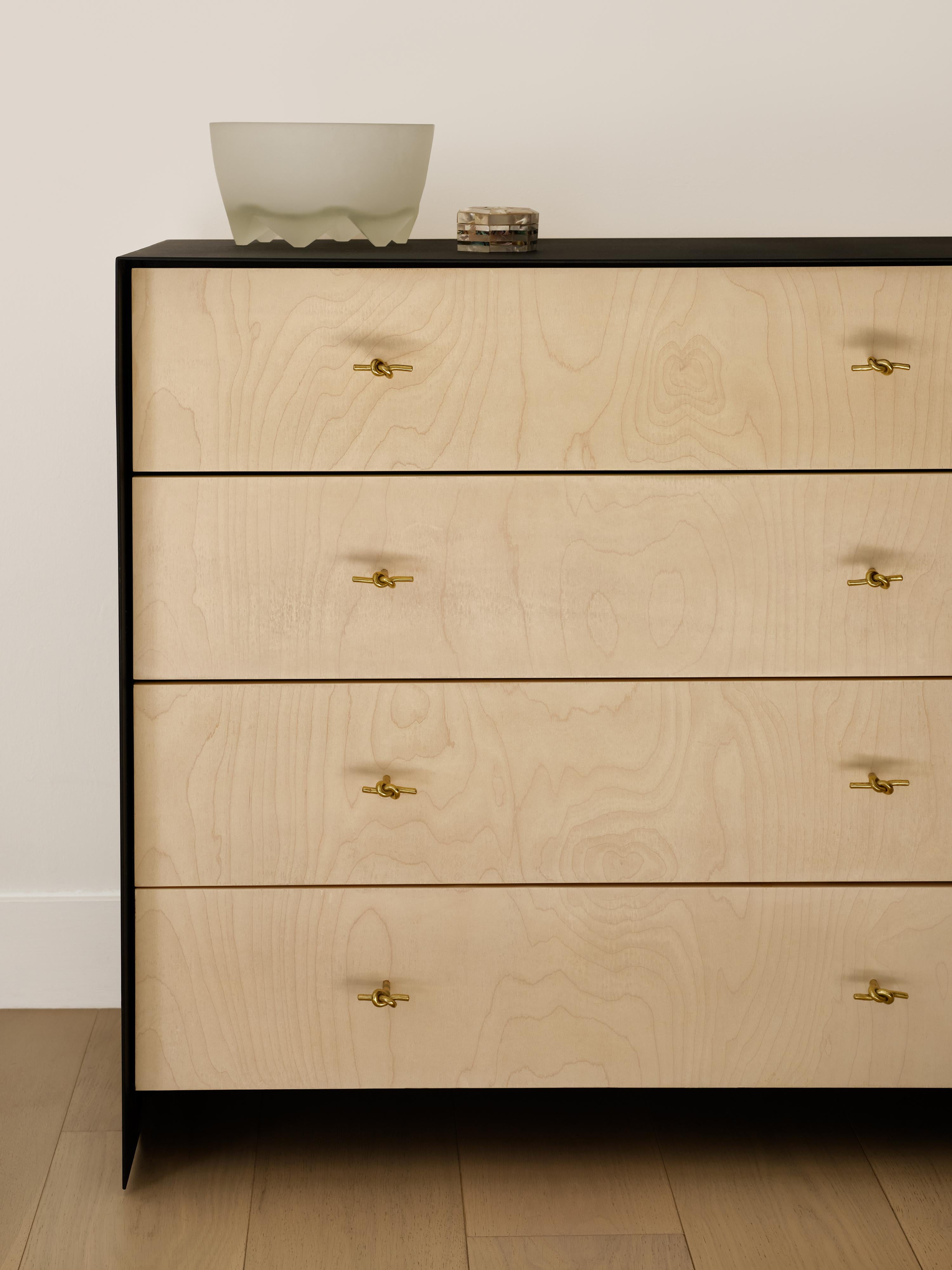 KNOT A DRESSER LARGE 


Introducing the Knot a Dresser. Designed and meticulously hand-crafted in Los Angeles by Studio Qasabian. 

Made-to-Order Excellence: Knot a Dresser is a testament to bespoke craftsmanship, and can be tailored to your
