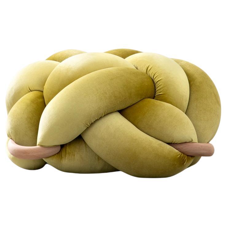 Pouf Citron Knot 30X30 pouces fait à la main par Knots Studio en vente