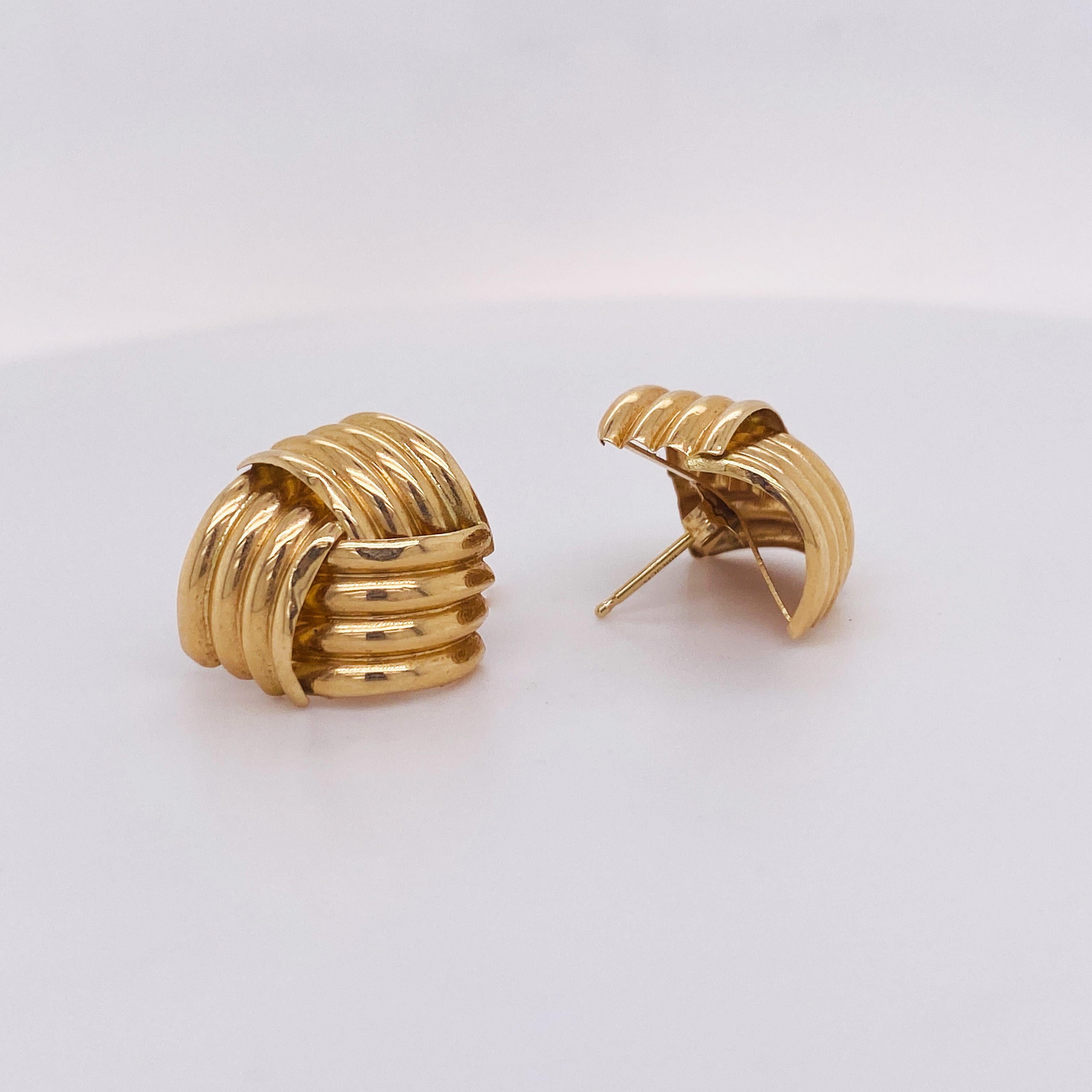 These yellow-gold knot studs are lightweight and easy to wear. These make a great go-to accessory. They are hollow in the back so it gives the illusion of a knot in the front without making the earring heavy on the ears. The yellow gold goes with