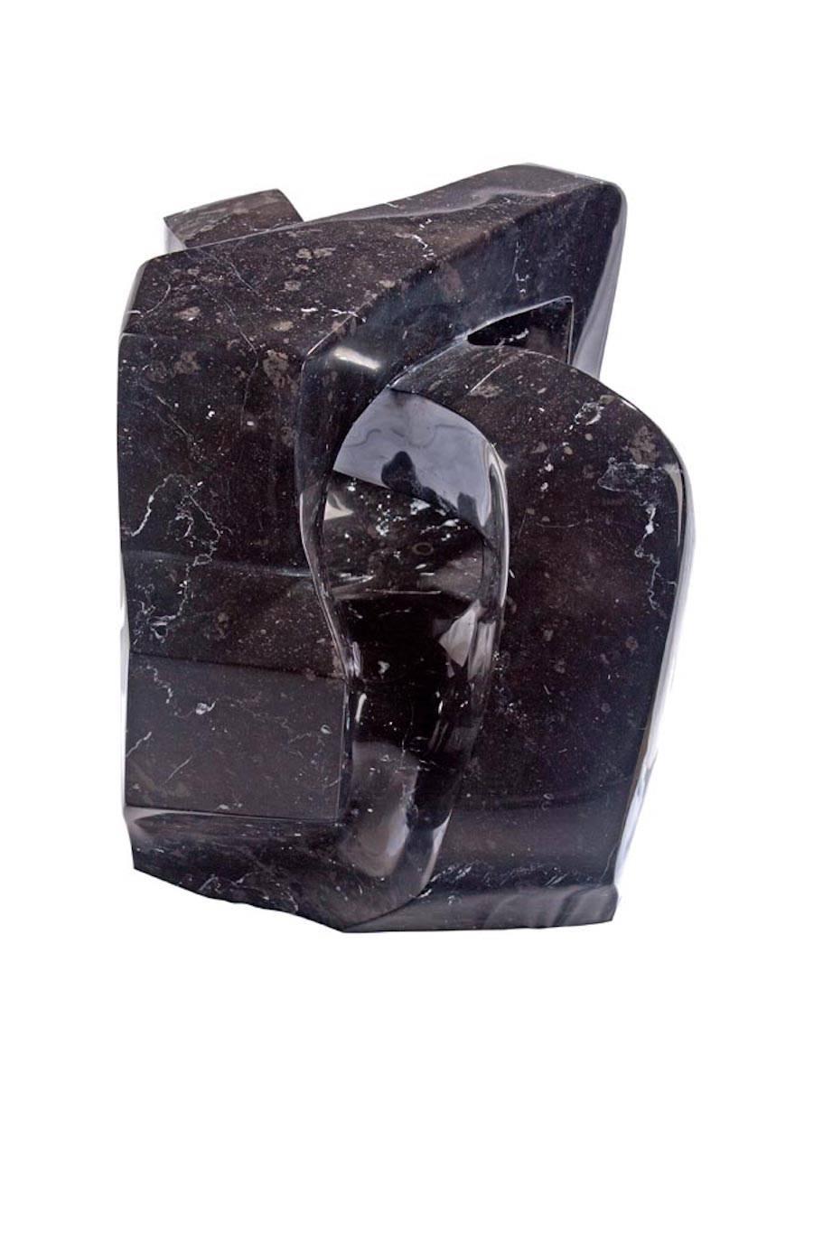 Knott, Fantastic Black Marble Sculpture by Eugenia Belden In Excellent Condition For Sale In San Pedro Garza Garcia, Nuevo Leon