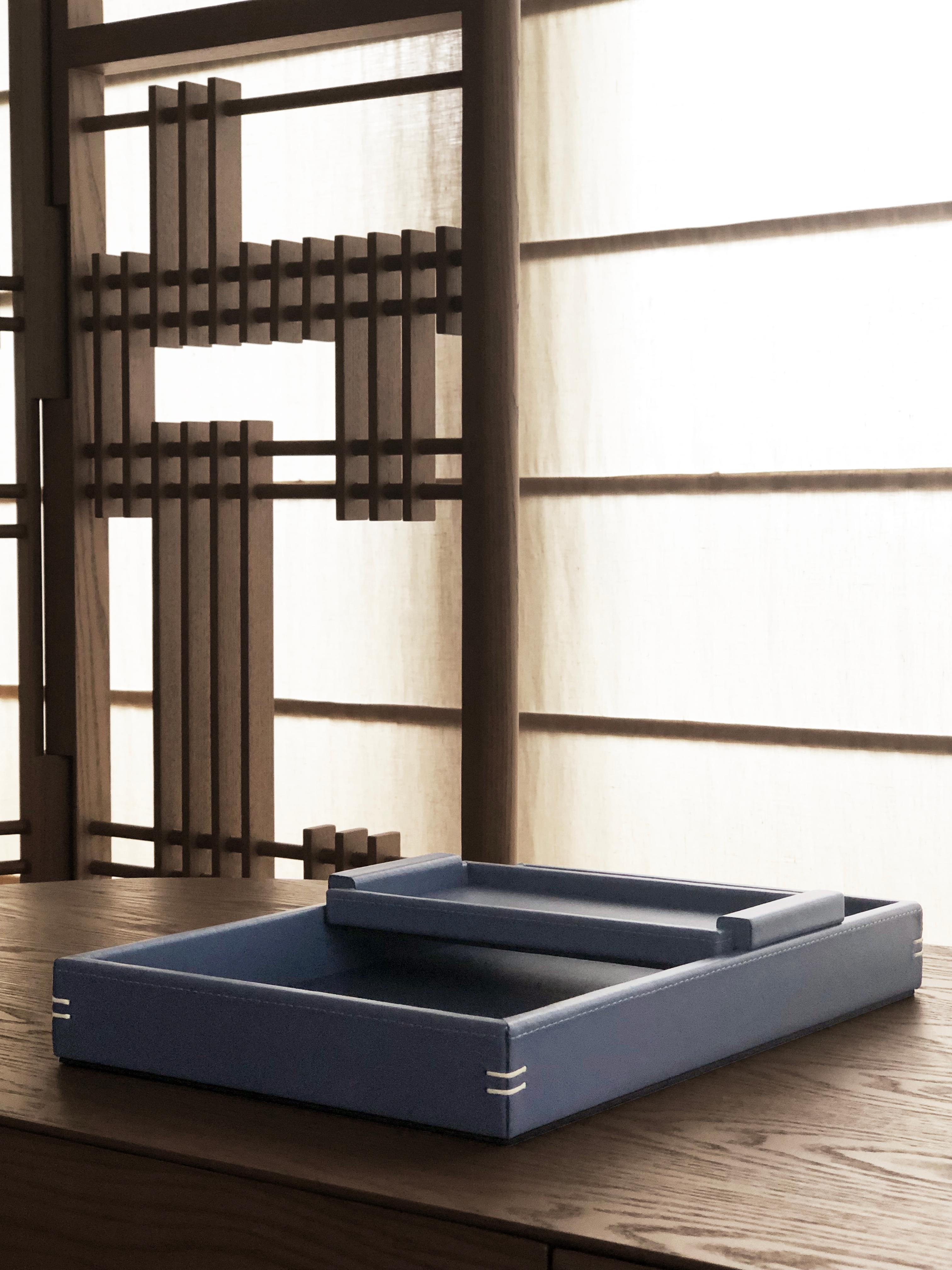Knotted Double Leather Tray Set Home Accessories By André Fu Living In New Condition For Sale In Admiralty, HK