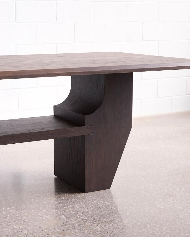 Mesa de Comedor Knox en Roble Oscuro 96 