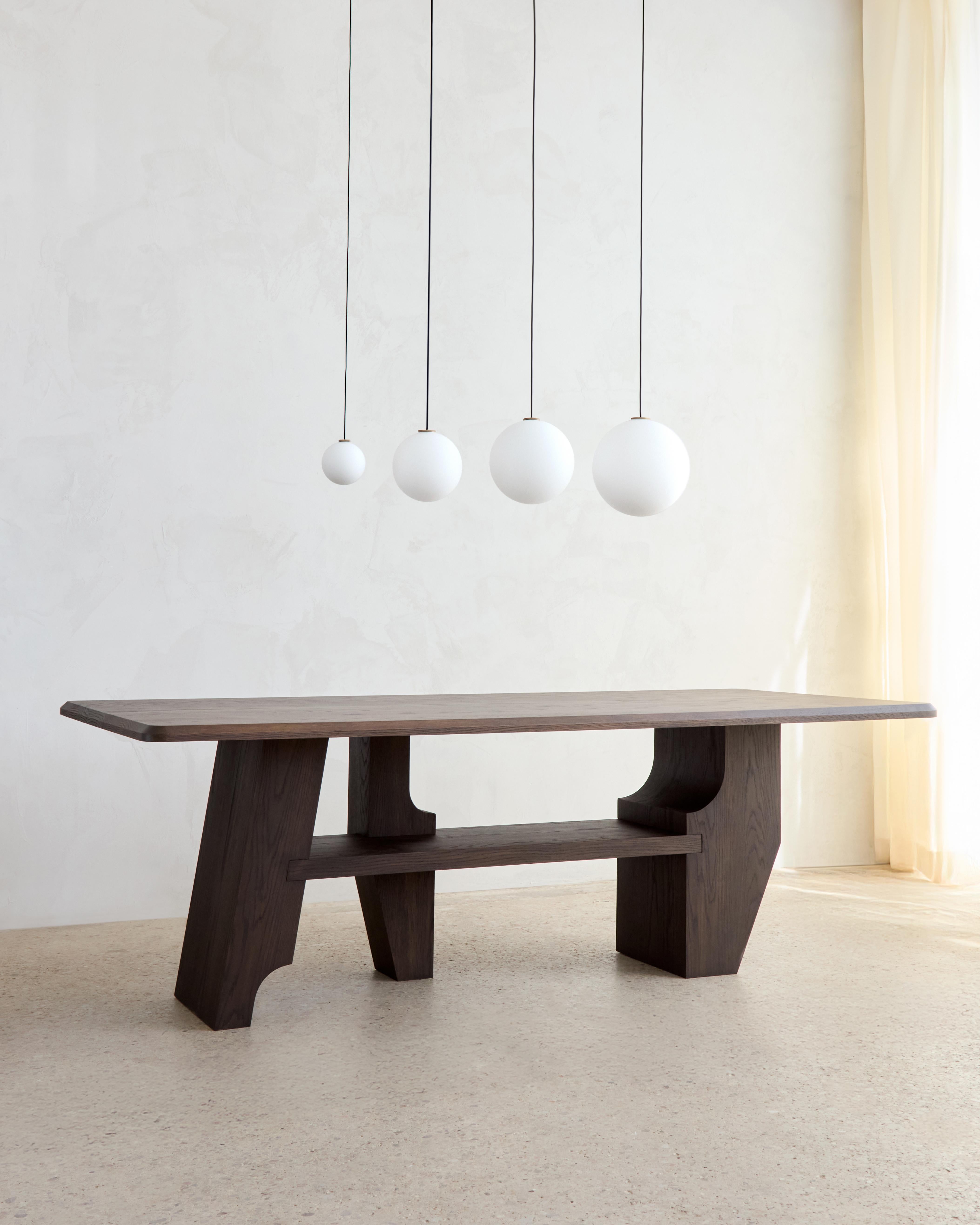 Mesa de Comedor Knox en Roble Oscuro 96 