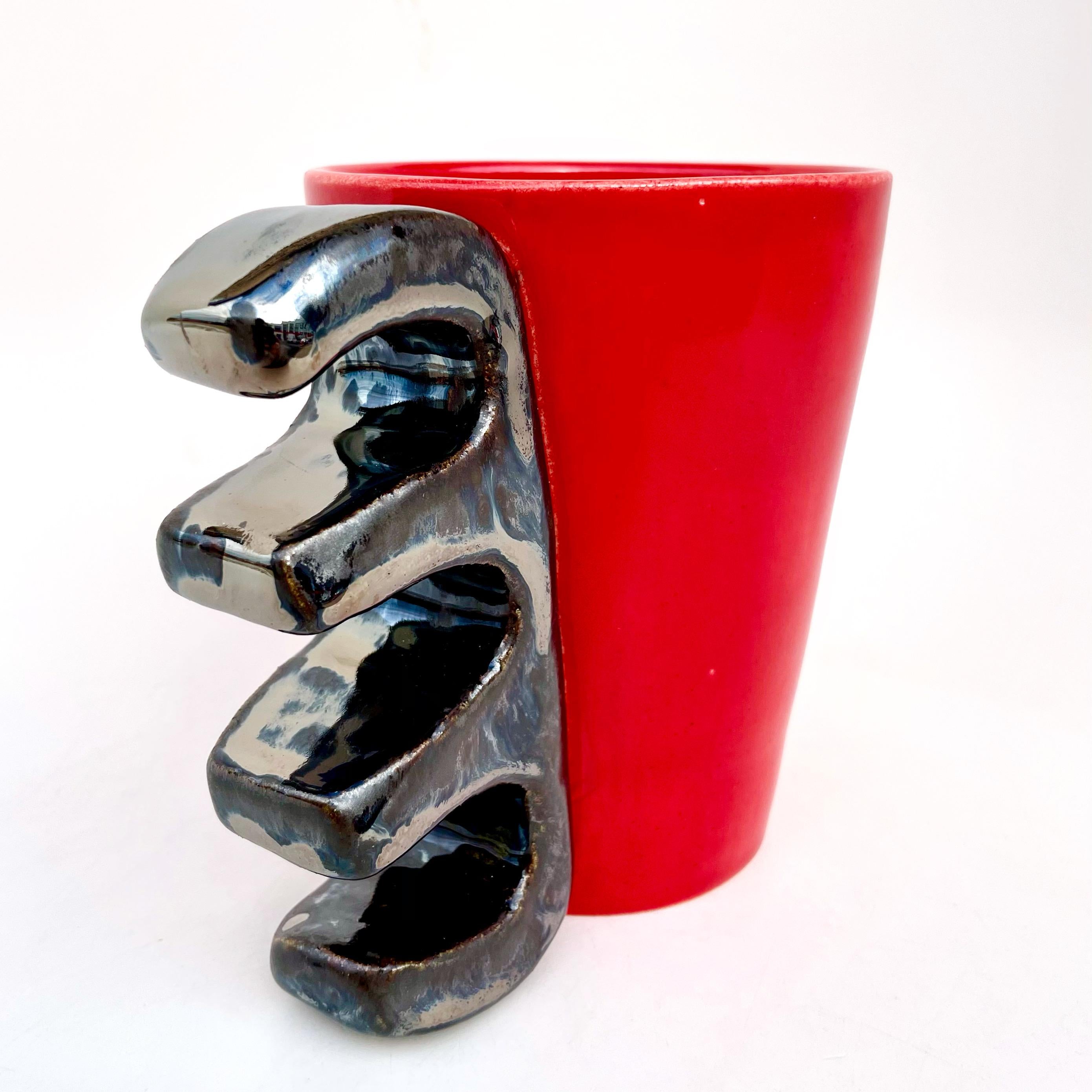 Modern Knuckler Four Finger V, Handmade and Food Safe, by Ceramicist Stef Duffy For Sale