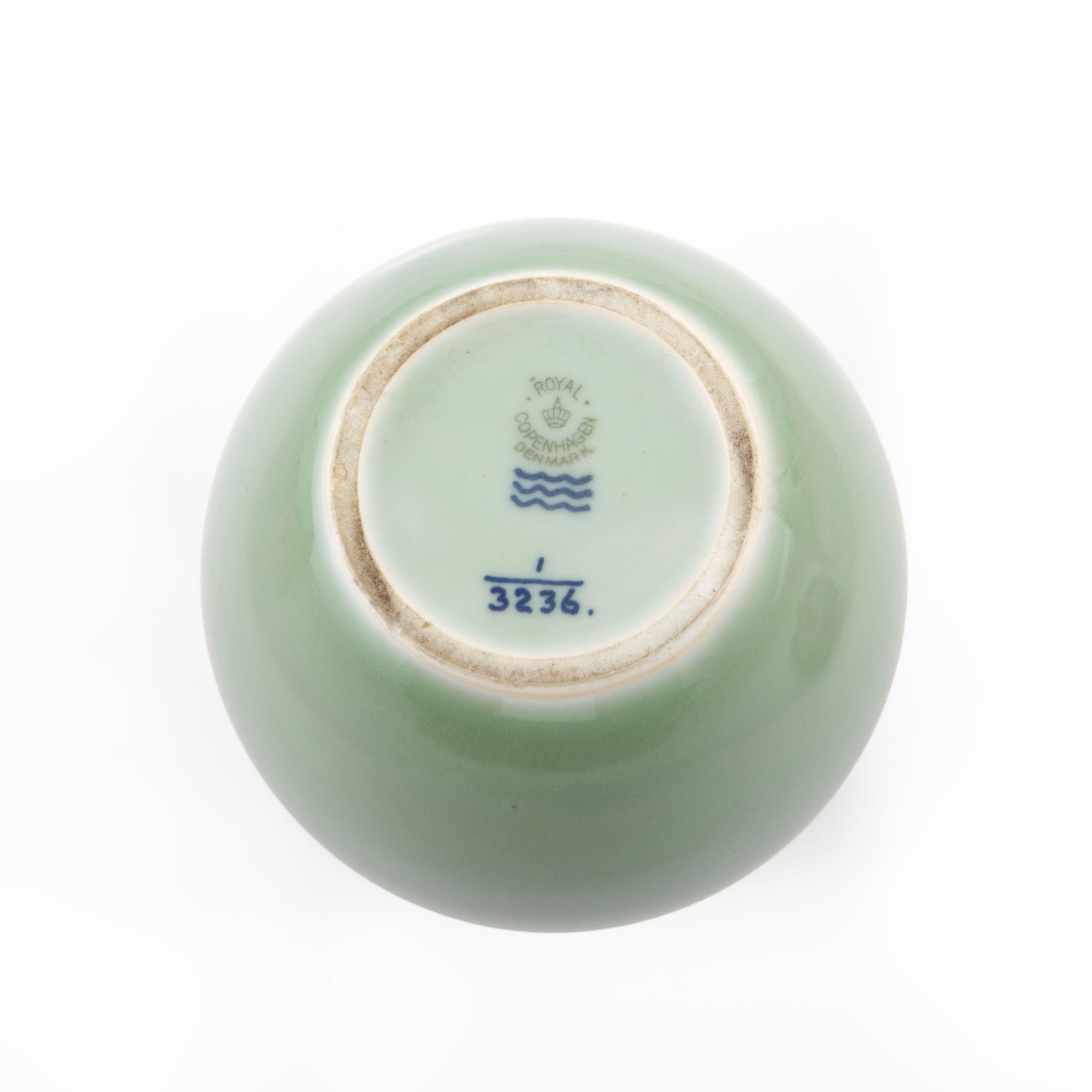 Knud Andersen Lidded Green Glazed Stoneware Vase / Jar for Royal Copenhagen 3