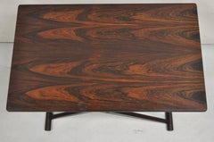 Knud Andersen Mesa auxiliar plegable danesa de palisandro de mediados del siglo XX para Aarhus