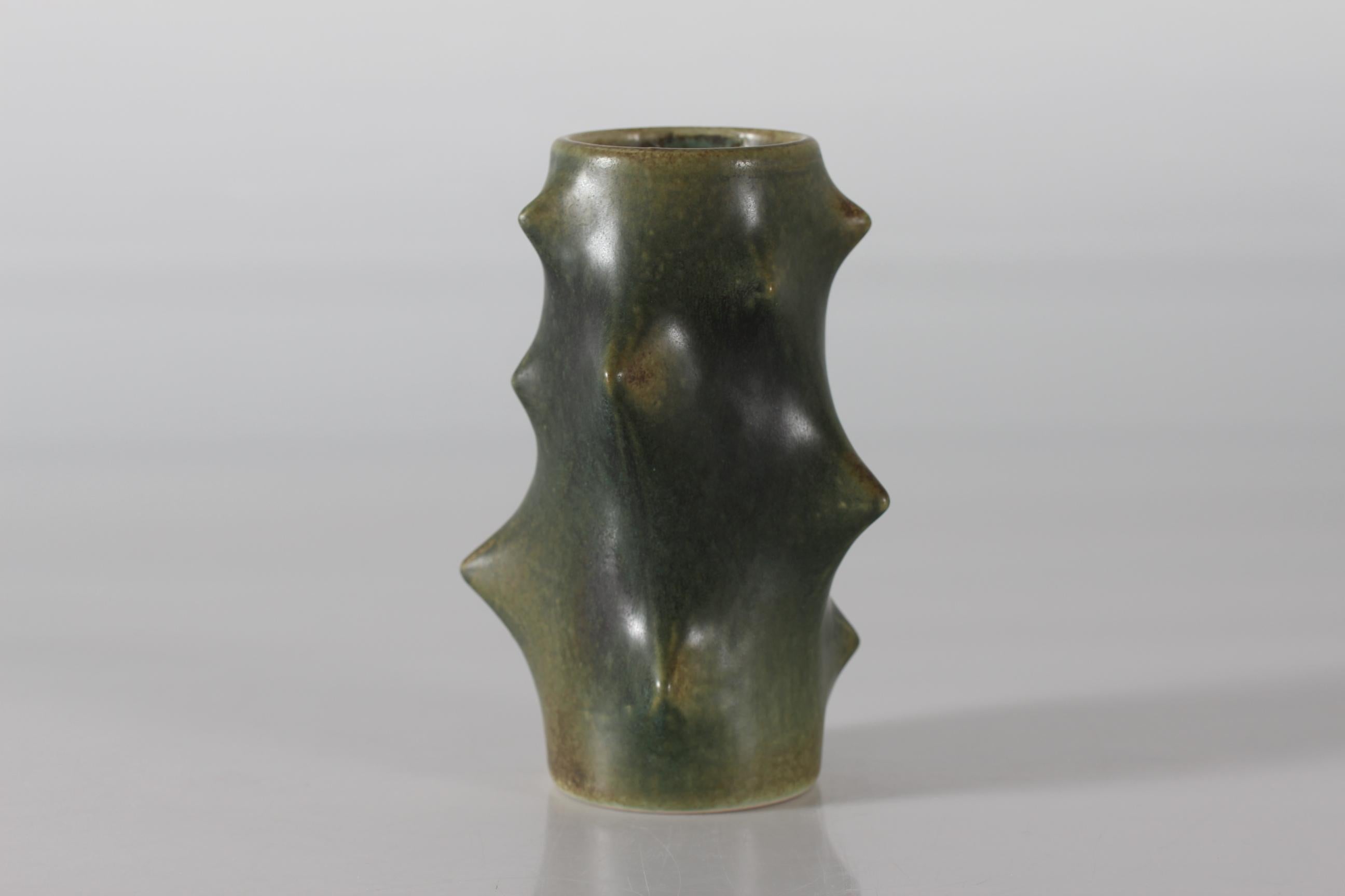 Mid-Century Modern Knud Basse Rose Thorn Vase, Moss Green by Michael Andersen & Søn, Denmark 1950s