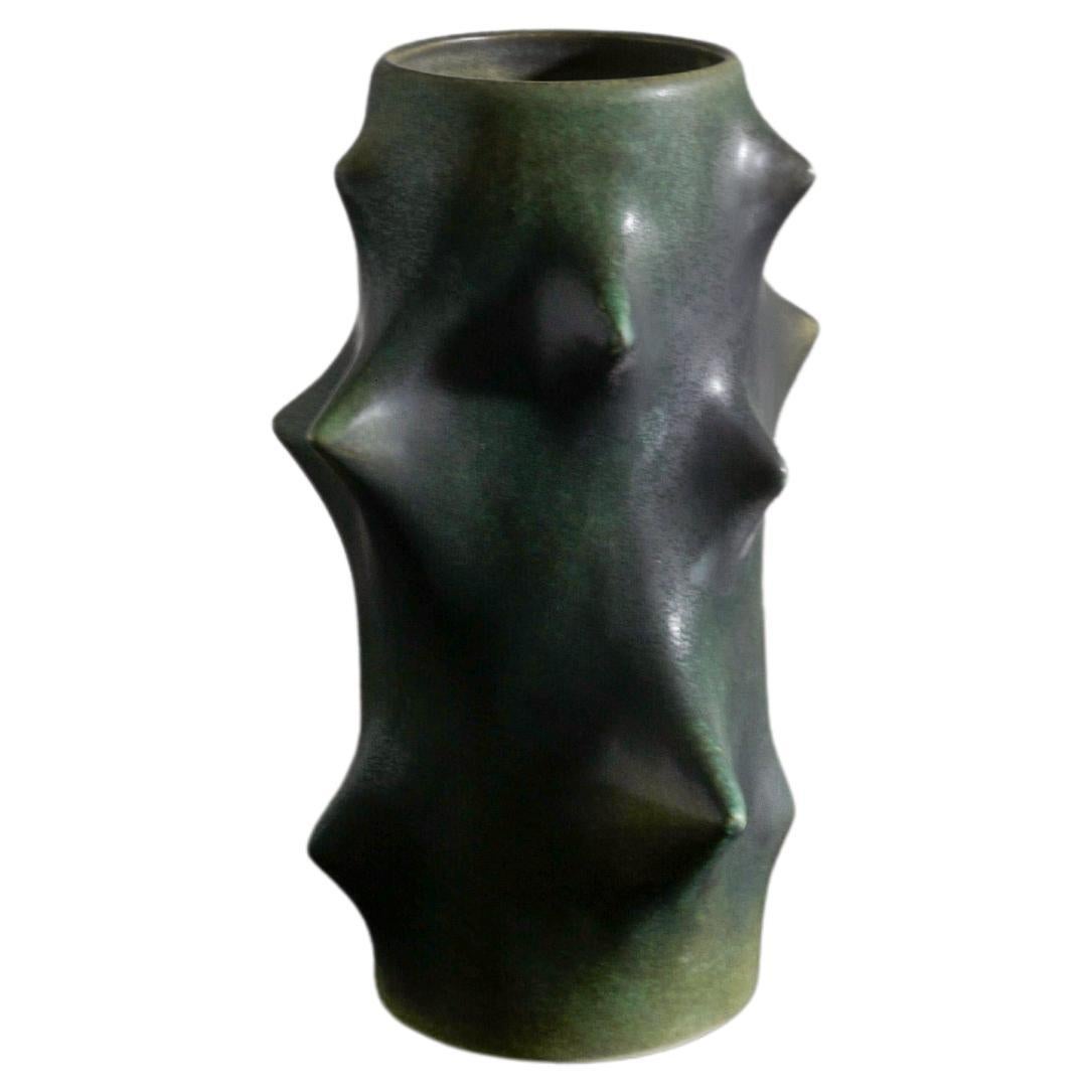Knud Basse Thorn-Vasen, hergestellt von Michael Andersen, Dänemark, ca. 1970er Jahre im Angebot