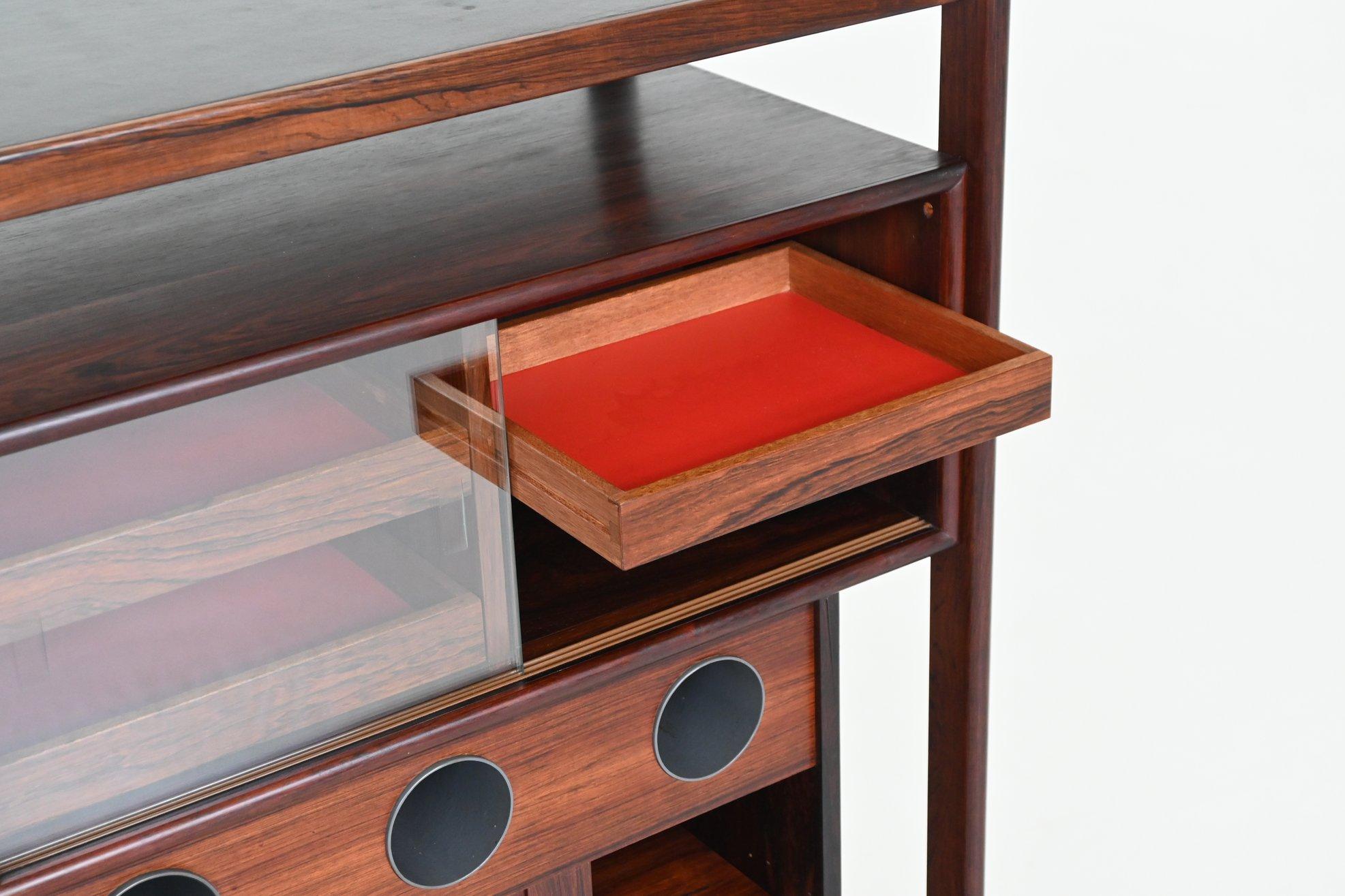 Knud Bent dry bar in rosewood Dyrlund Denmark 1960 For Sale 6