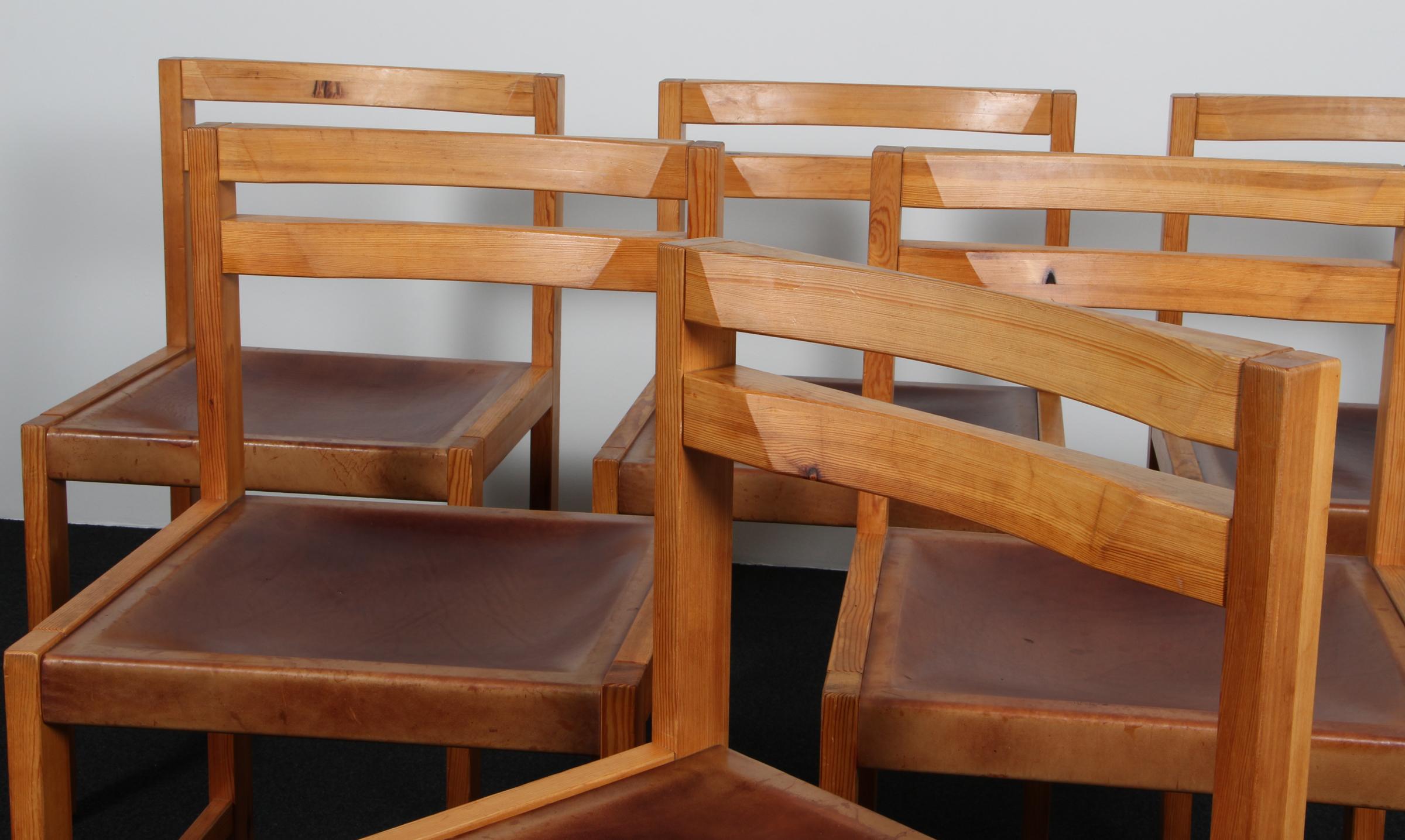 Scandinavo moderno Sedie da pranzo Knud Færch in pino e pelle Saddle in vendita