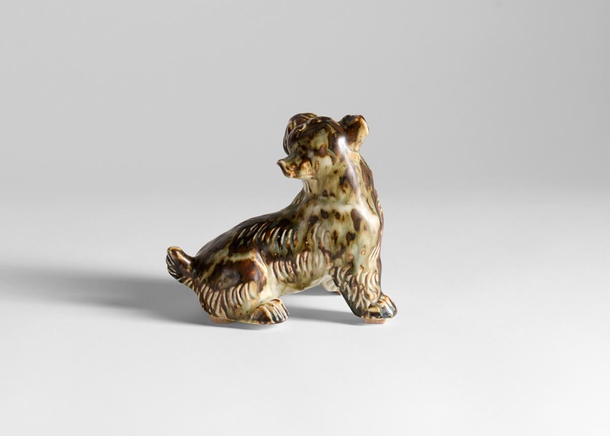 Smaltato Knud Khyn per Royal Copenhagen, Terrier in ceramica, Danimarca, circa 1950 in vendita