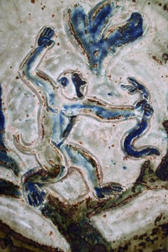 Knud Kyhn for Royal Copenhagen, Large Round Unique Dish with Monkey and Snake