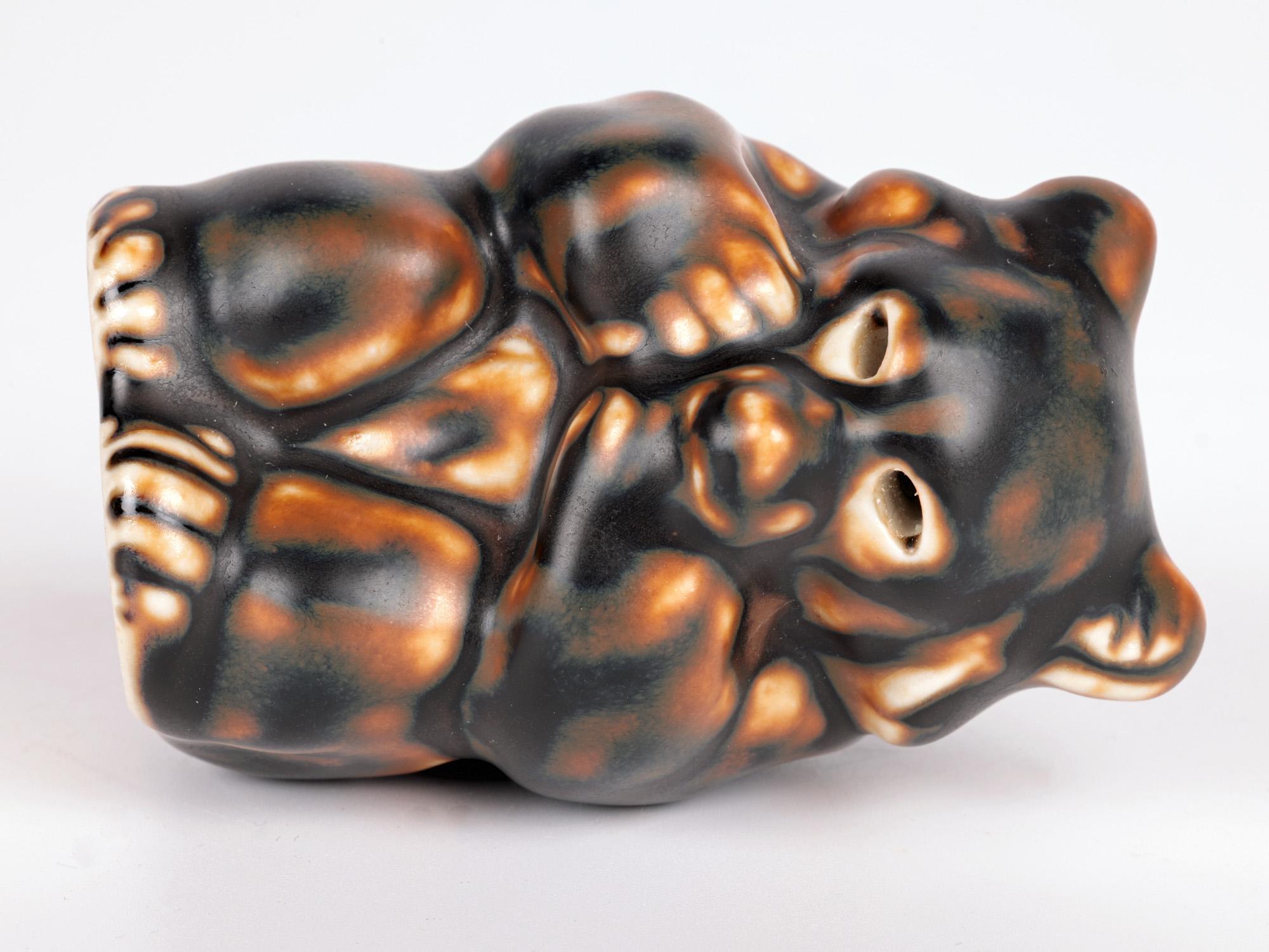 Milieu du XXe siècle Knud Kyhn Royal Copenhagen Porcelain Seated Bear Figure (figurine d'ours assis)  en vente