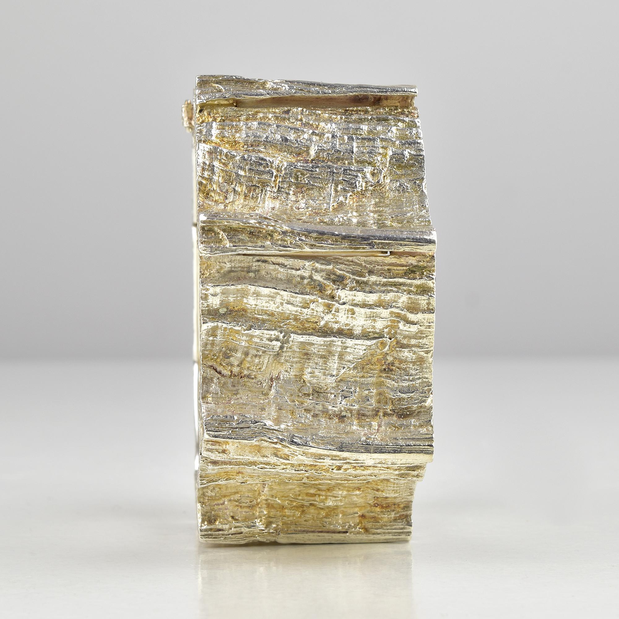 Knud V. Andersen for Anton Michelsen Sterling “Tree Bark” Bracelet, 1960s In Good Condition For Sale In Bad Säckingen, DE