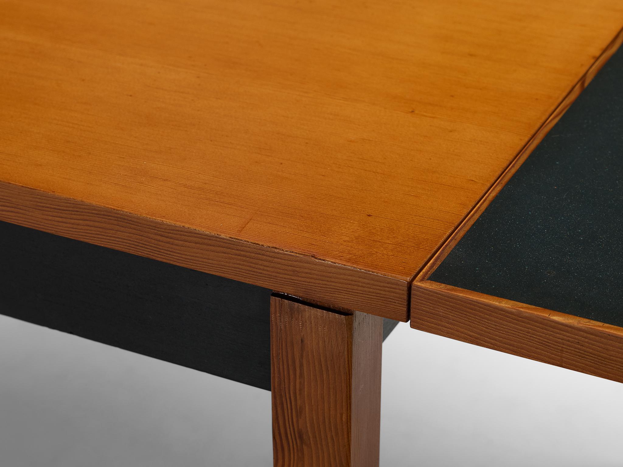 Table de salle à manger en pin d'Oregon de Knud Vodder pour Niels Vodder en vente 2