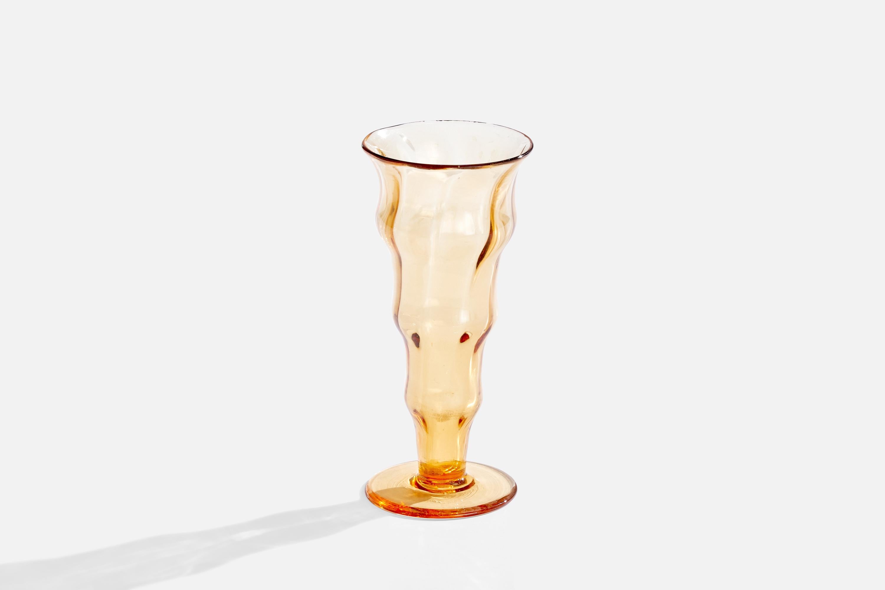 Scandinavian Modern Knut Bergqvist Attribution, Vase, Glass, Sweden, 1930s For Sale