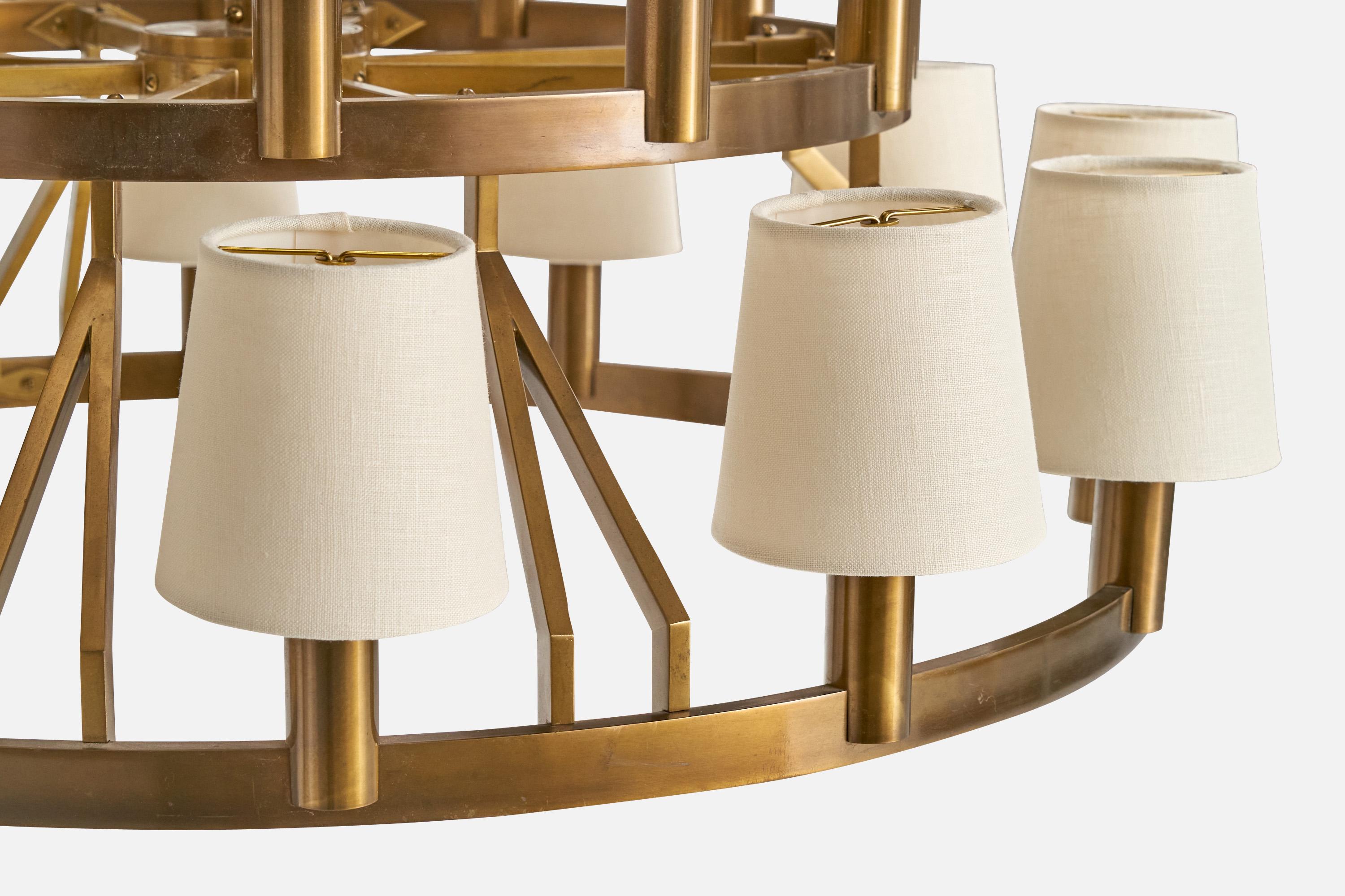 Metà XX secolo Knut Hallgren, Lampadario, Ottone, Fabrice, Svezia, anni '60 in vendita