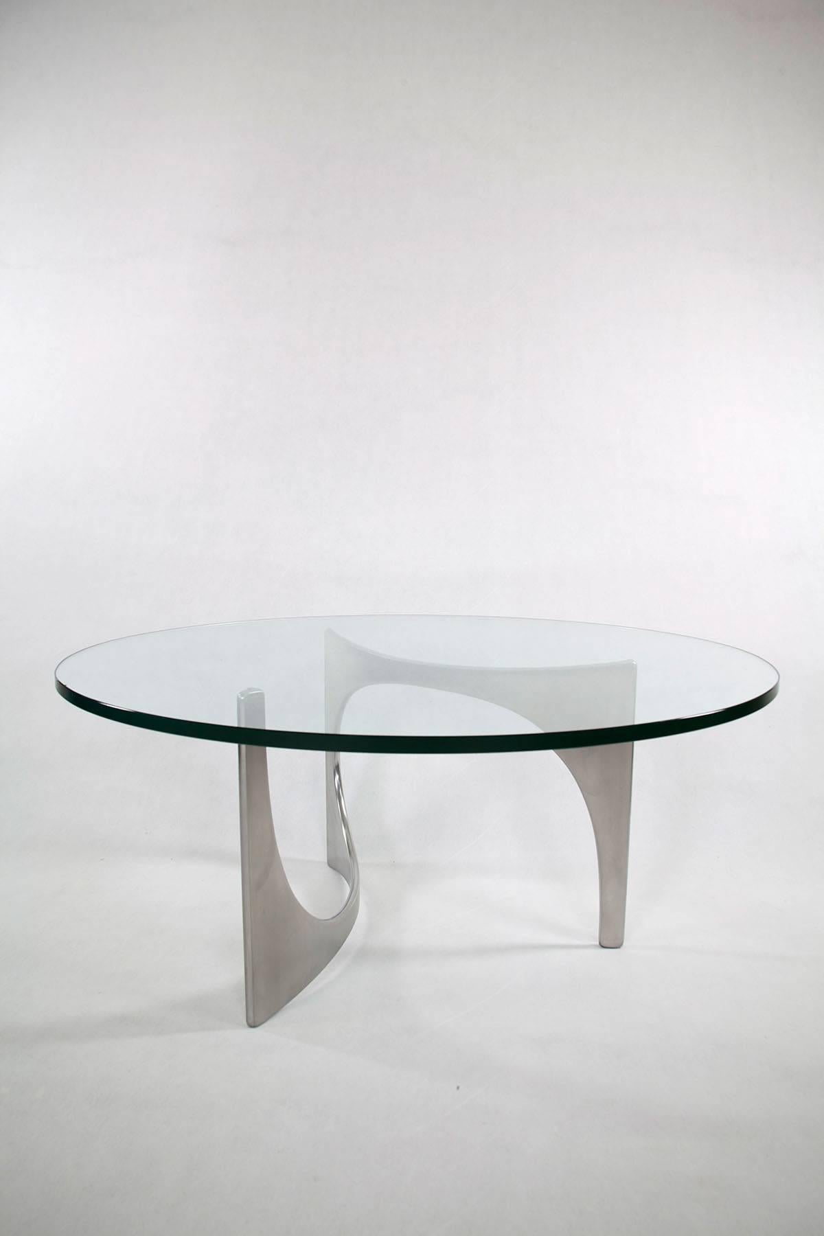Allemand Knut Hesterberg table d'appoint sculpturale en verre d'aluminium allemand, 1970 en vente
