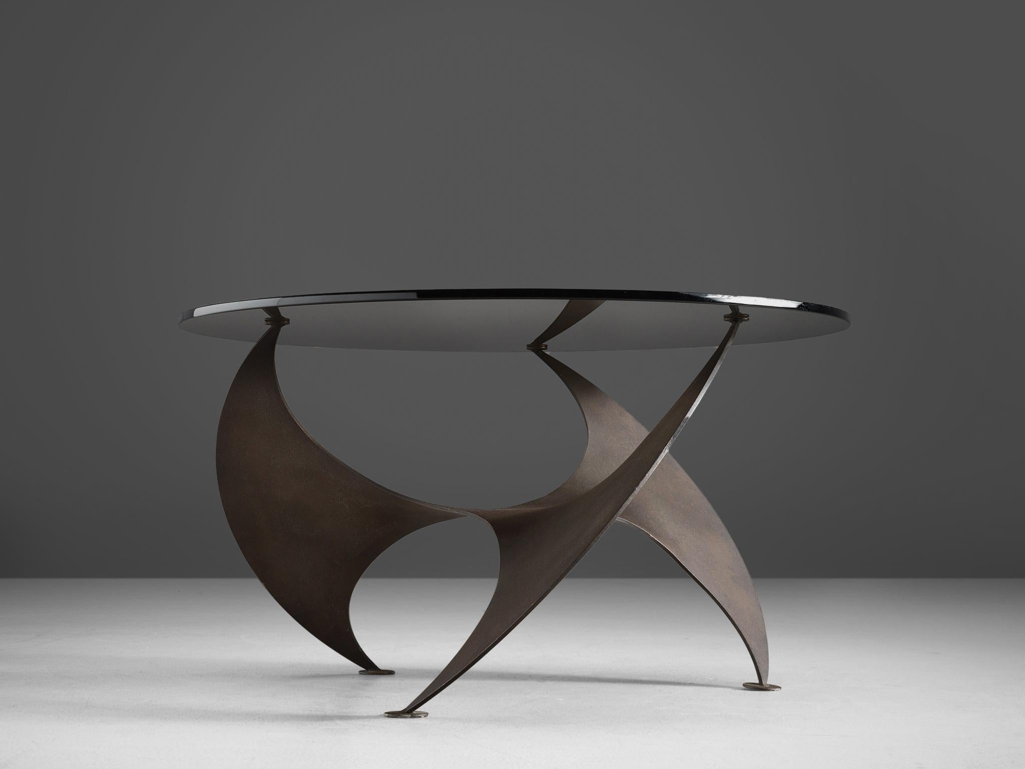 Post-Modern Knut Hesterberg ‘Propeller’ Coffee Table in Bronzed Metal and Glass  For Sale