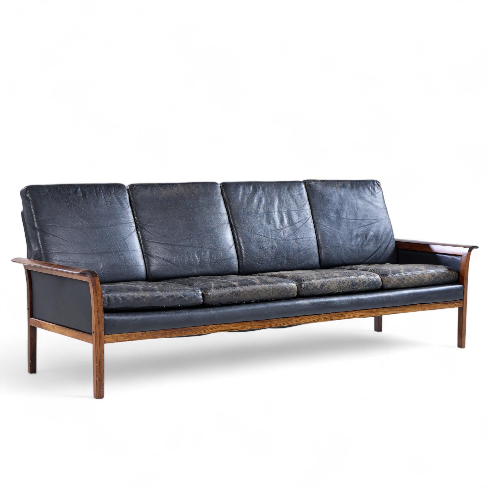 Knut Saeter for Vatne Møbler Mid Century Norwegian Rosewood, Leather Sofa - Pair (Norwegisch) im Angebot
