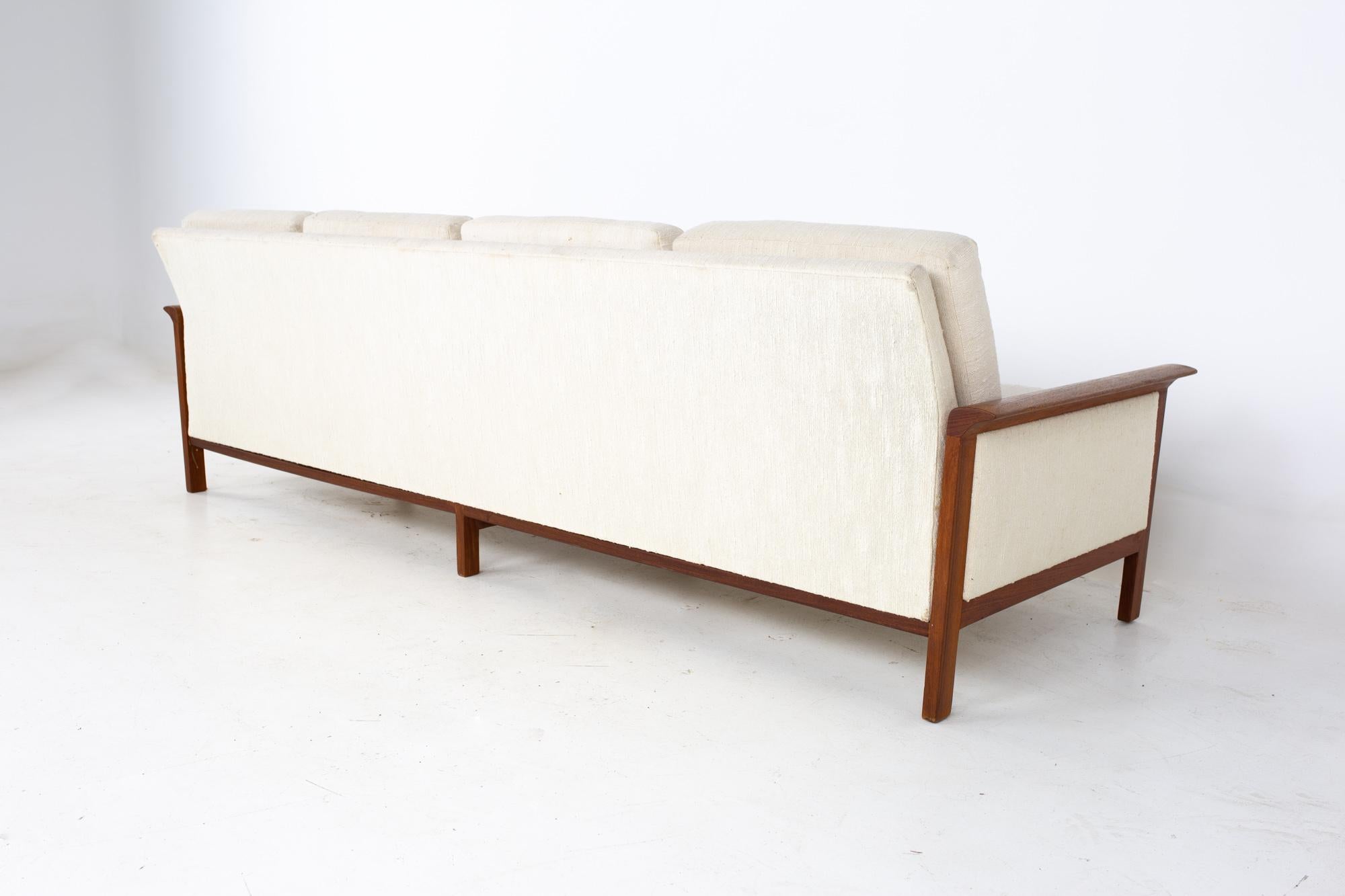 Knut Saeter for Vatne Mobler Style Mid Century Danish Teak Four Seater Sofa 3