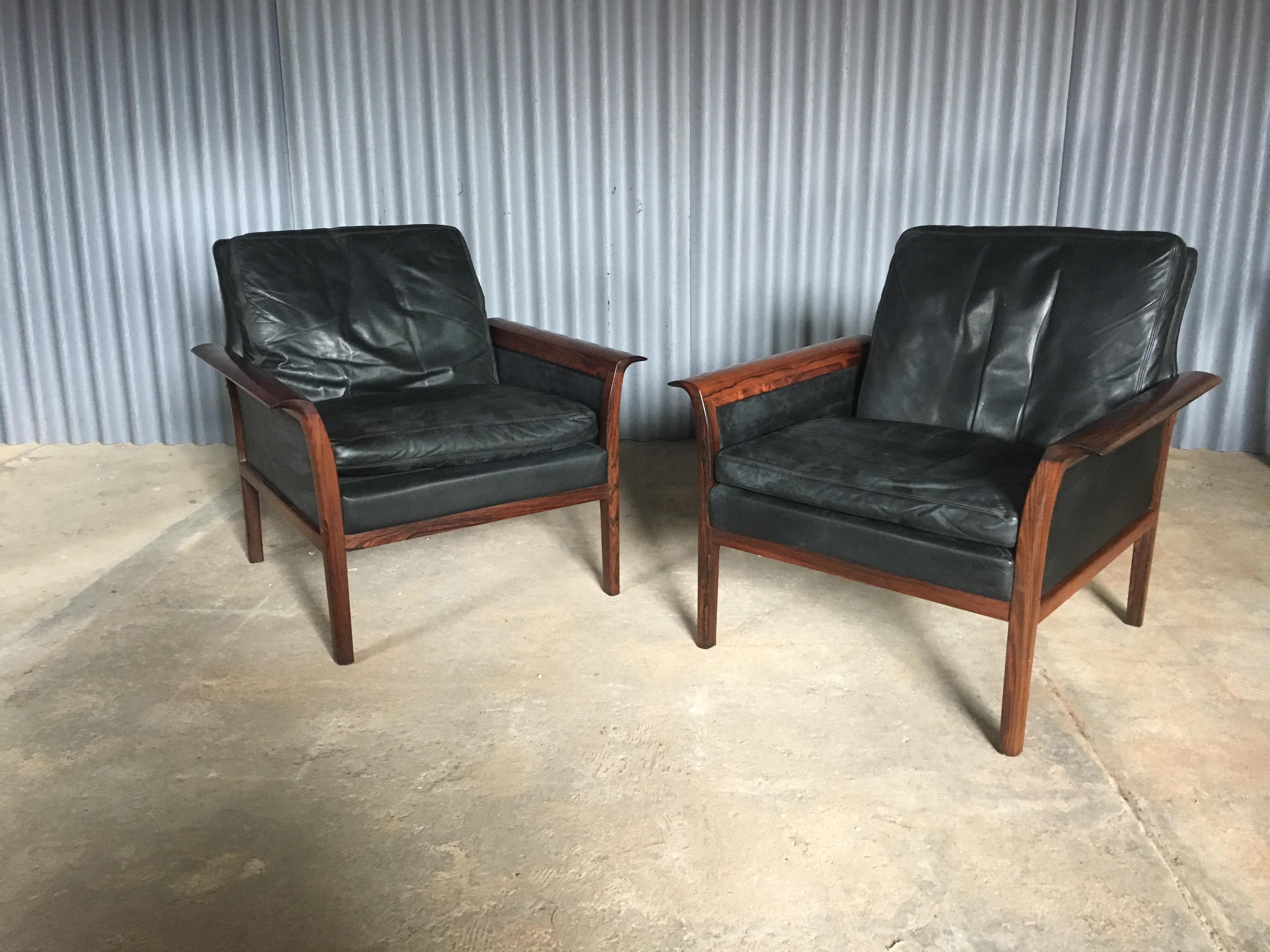 Knut Saeter for Vatner Mobler Leather and Rosewood Pair of Chairs 8