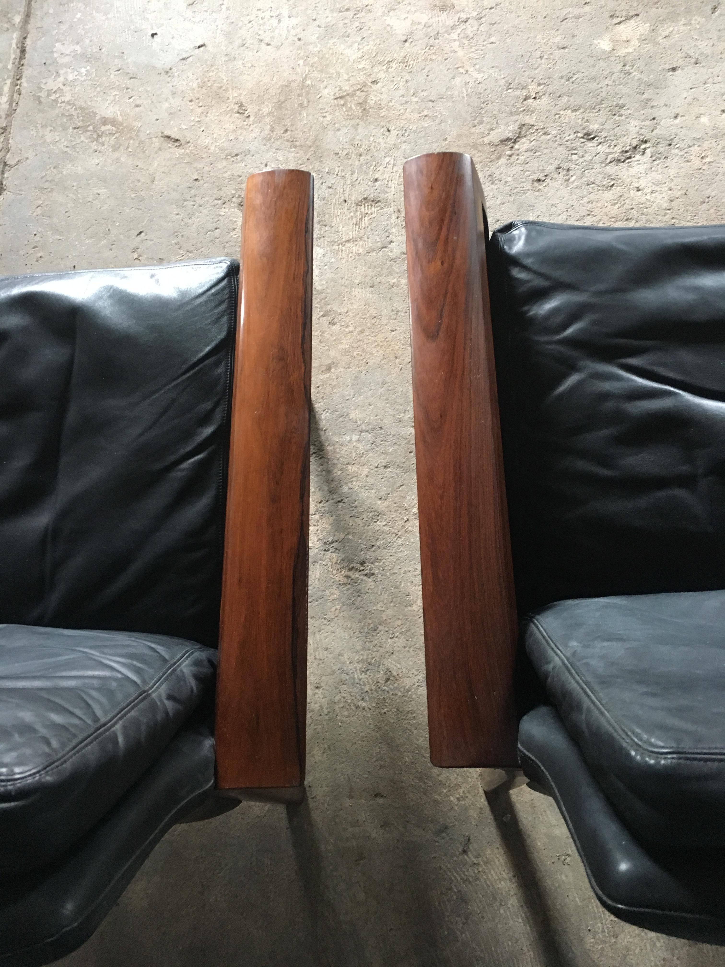 Knut Saeter for Vatner Mobler Leather and Rosewood Pair of Chairs 1