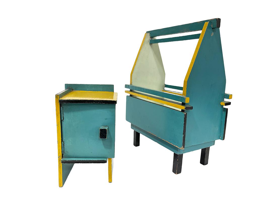 Ko Verzuu for Ado Dutch Doll House Furniture, 1922-1945, Model 568 and 614 In Good Condition For Sale In Delft, NL