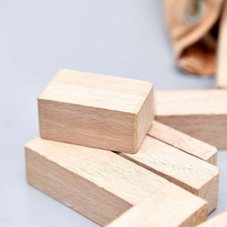 Canvas Ko Verzuu for Ado, Mid-Century Modern, Wood Blocks Construction Netherlands Toy For Sale