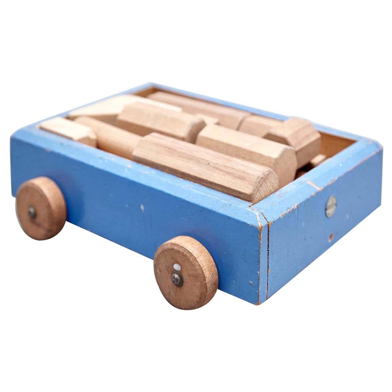 Ko Verzuu for Ado, Mid-Century Modern, Wood Car Construction Netherlands Toy For Sale 1