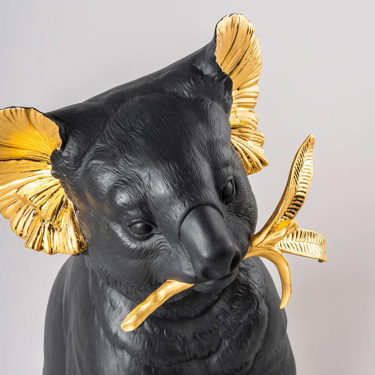 Sculpture en Koa et Eucalyptus or et noir Neuf - En vente à Paris, FR