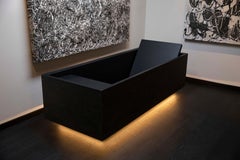 "Kobe" bathtub made of Absolute Black