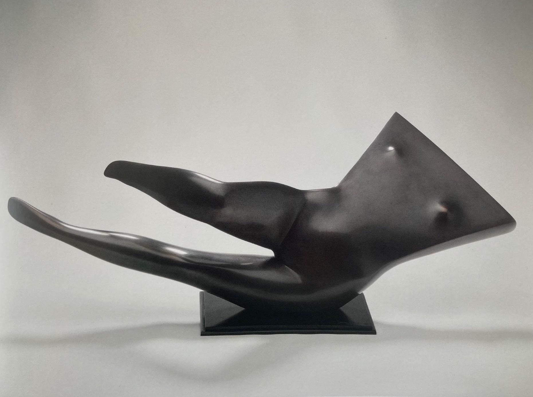KOBE Figurative Sculpture – Beweging 300 Bronze-Skulptur Bewegung Fackel, Daunen, weiblicher Akt