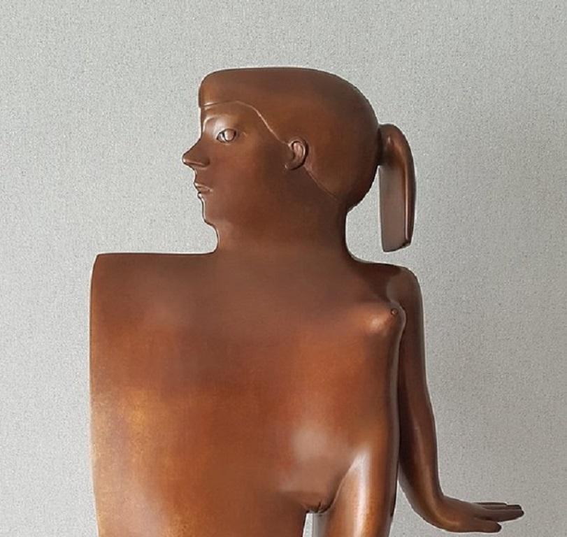 Hey Wait, I Can Be Sharp Too Bronze-Skulptur Nackte Mädchenfigur in Braun, auf Lager (Zeitgenössisch), Sculpture, von KOBE