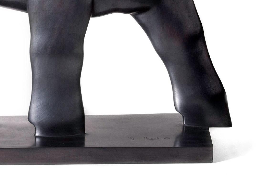 In Al Zijn Glorie Horse Bronze Figurative Sculpture Geometric Black In Stock For Sale 1