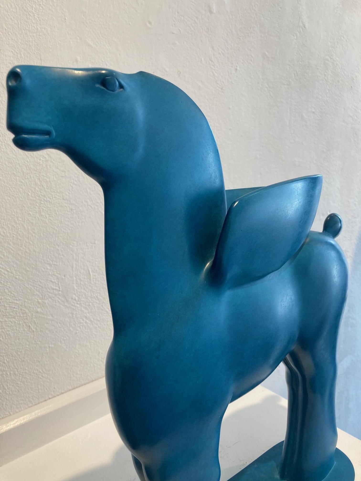 Pegasus III BronzSculpture Ailes Cheval Mythologie grecque Bleu Patina En stock en vente 2