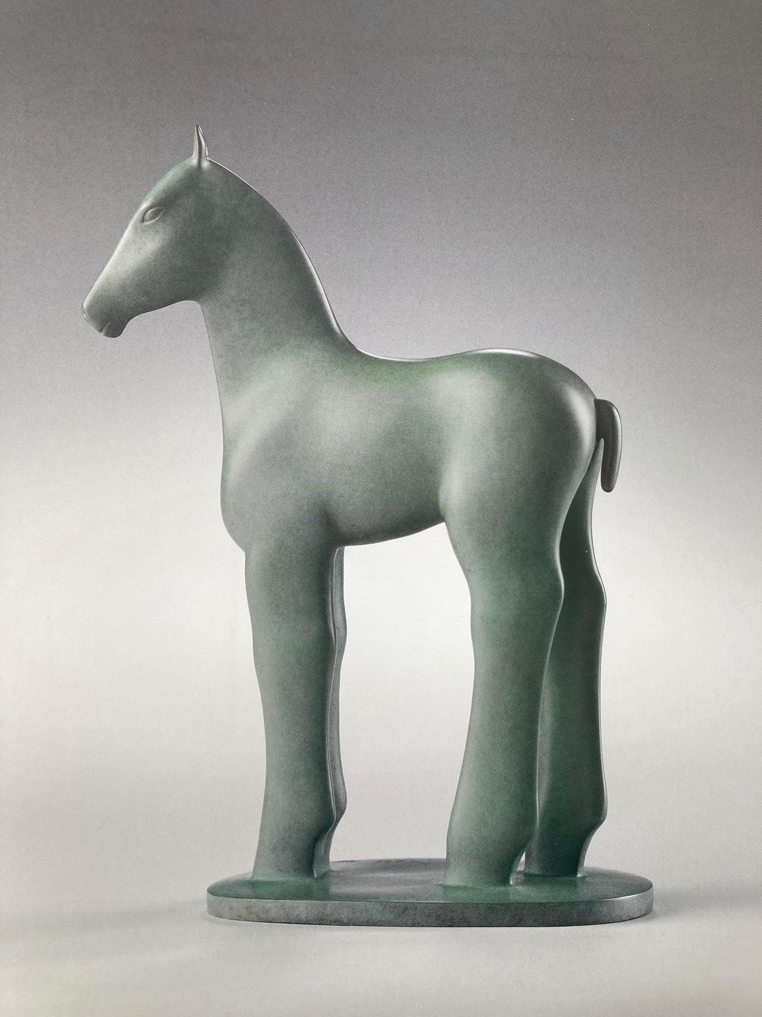 KOBE Figurative Sculpture – Puledro, Bronzeskulptur, Pferd, Tier, grüne Patina