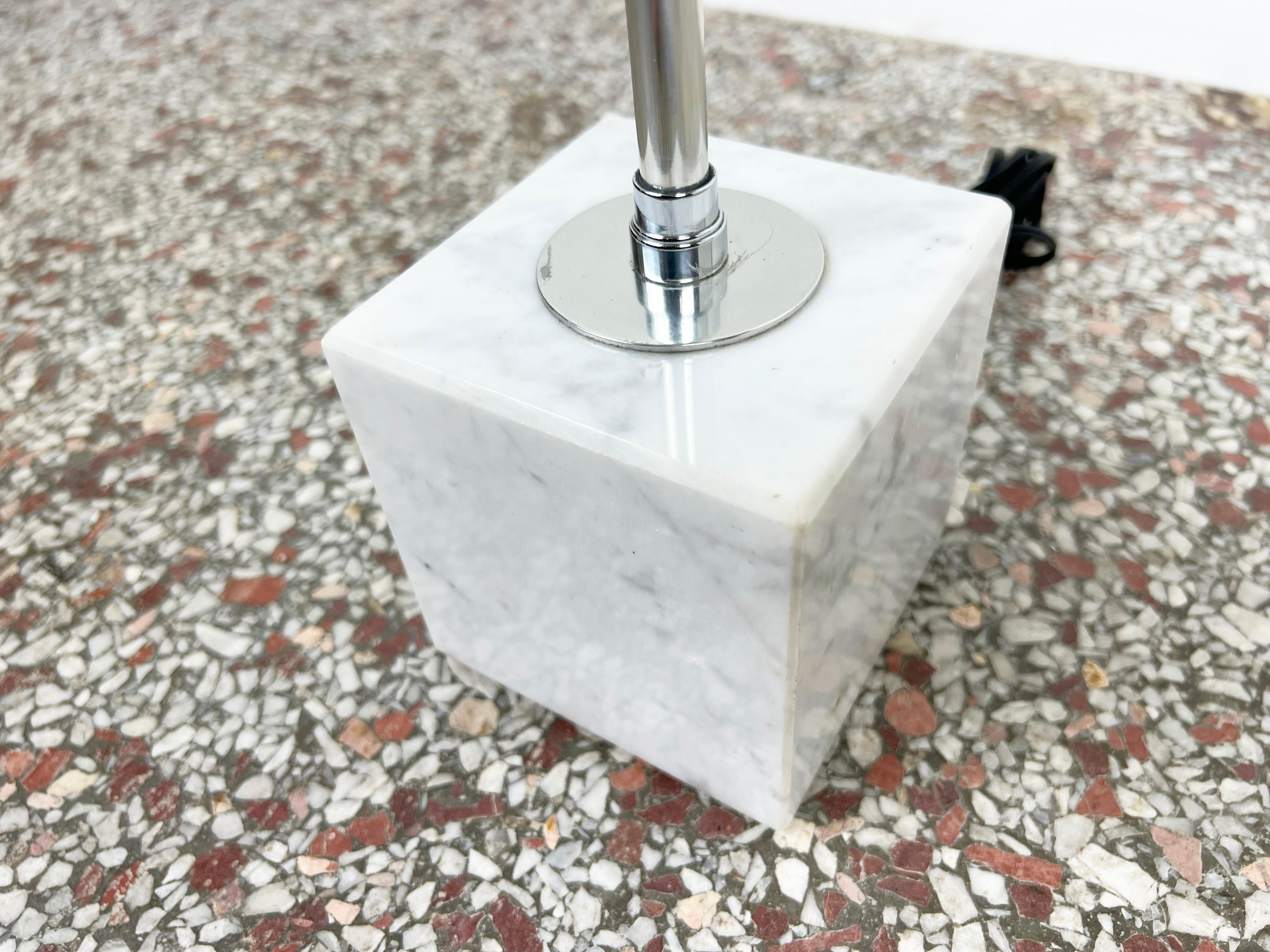 Mid-Century Modern Koch and Lowy Marble Base Chrome Table Lamp For Sale