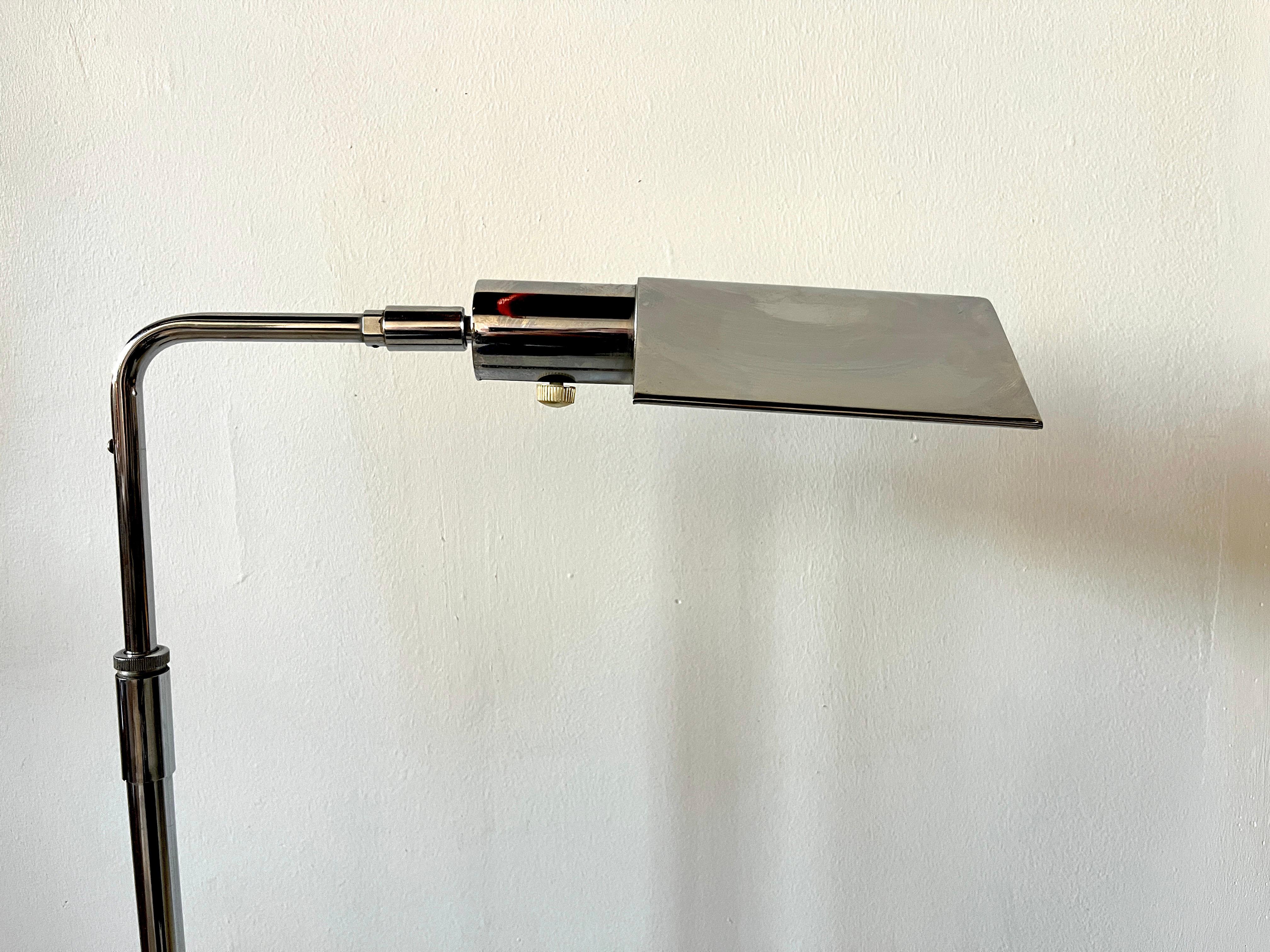American Koch and Lowy OMI Chrome Adjustable Tented Pharmacy Floor Lamp, 1970s Task Lamp For Sale