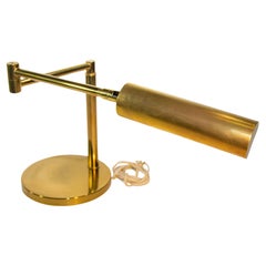 Koch & Lowy Swing-Tisch- oder Schreibtischlampe aus Messing 1970er Jahre