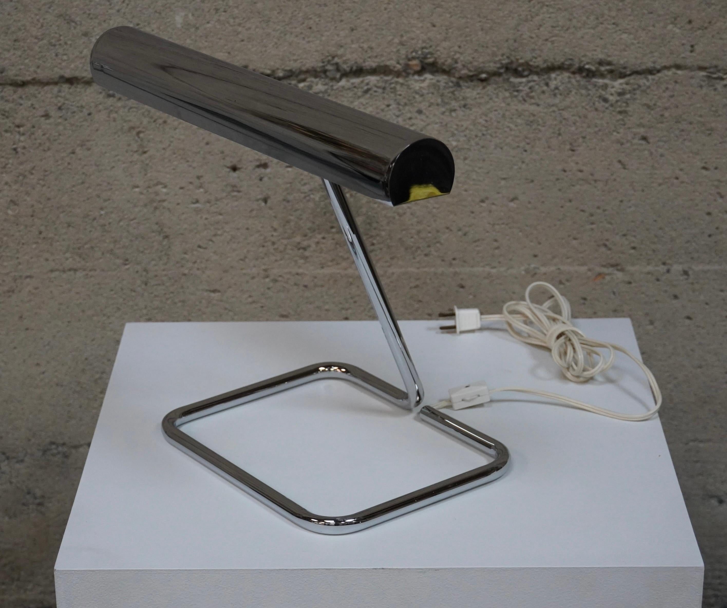 Mid-Century Modern Koch & Lowy Modernist Chrome Table Lamp circa 1970s For Sale