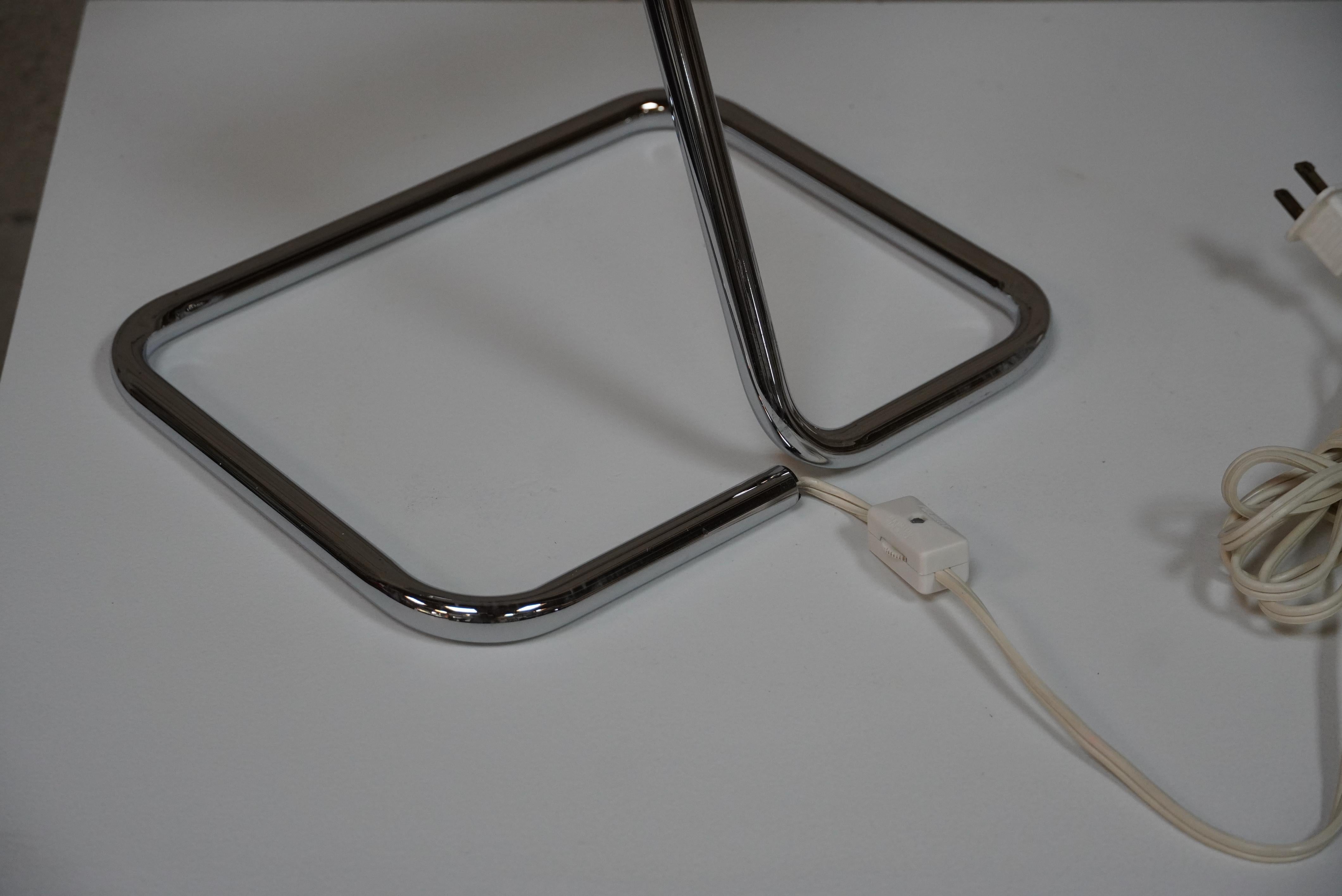Late 20th Century Koch & Lowy Modernist Chrome Table Lamp circa 1970s For Sale