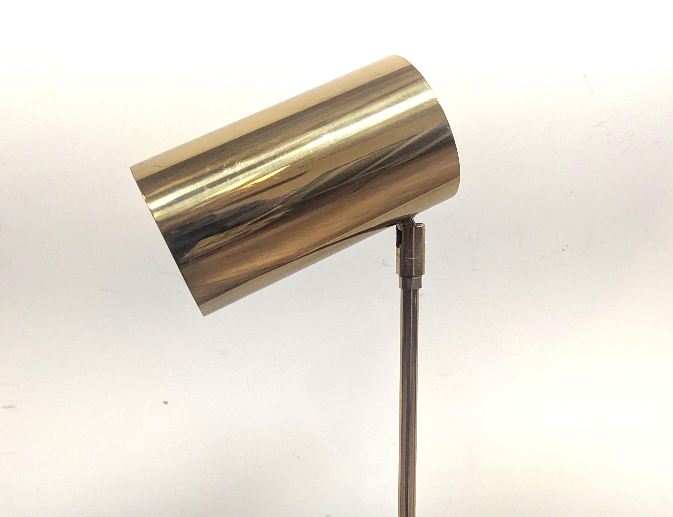 Koch & Lowy OMI Lampadaire en vente 2