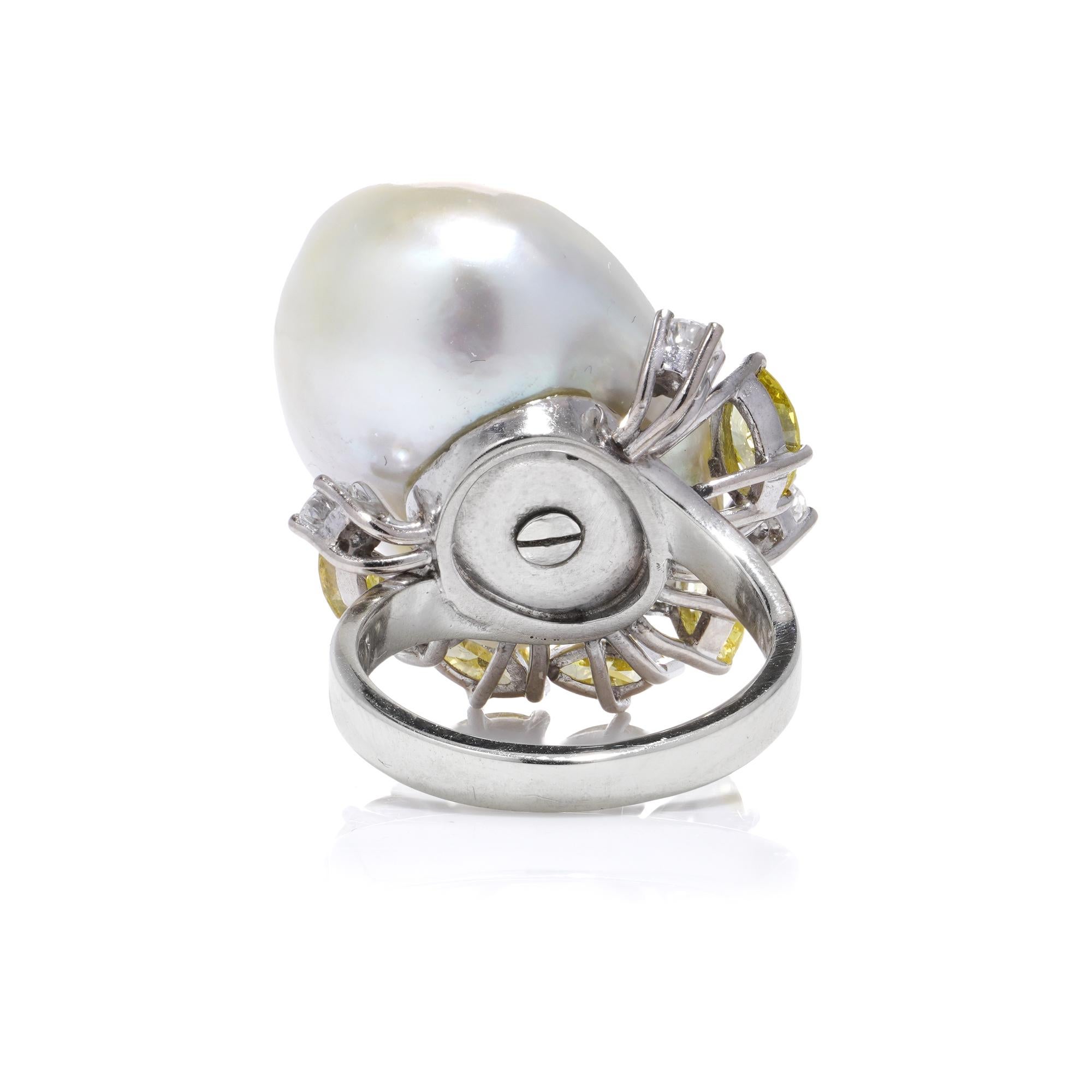 Women's Koch South Sea baroque pearl ladies ring in 18kt white gold For Sale
