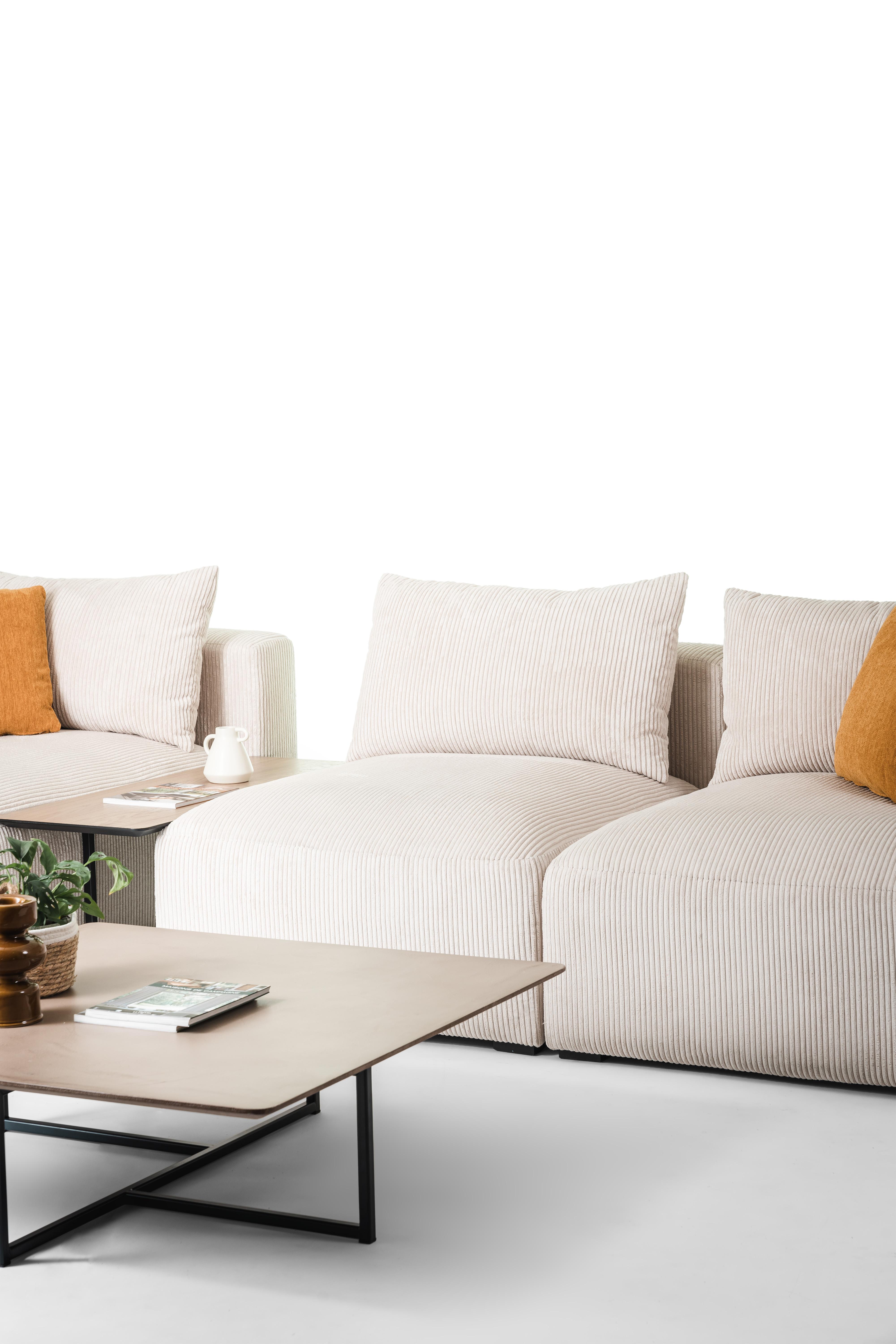Koda Sofa by RALPH M For Sale 4