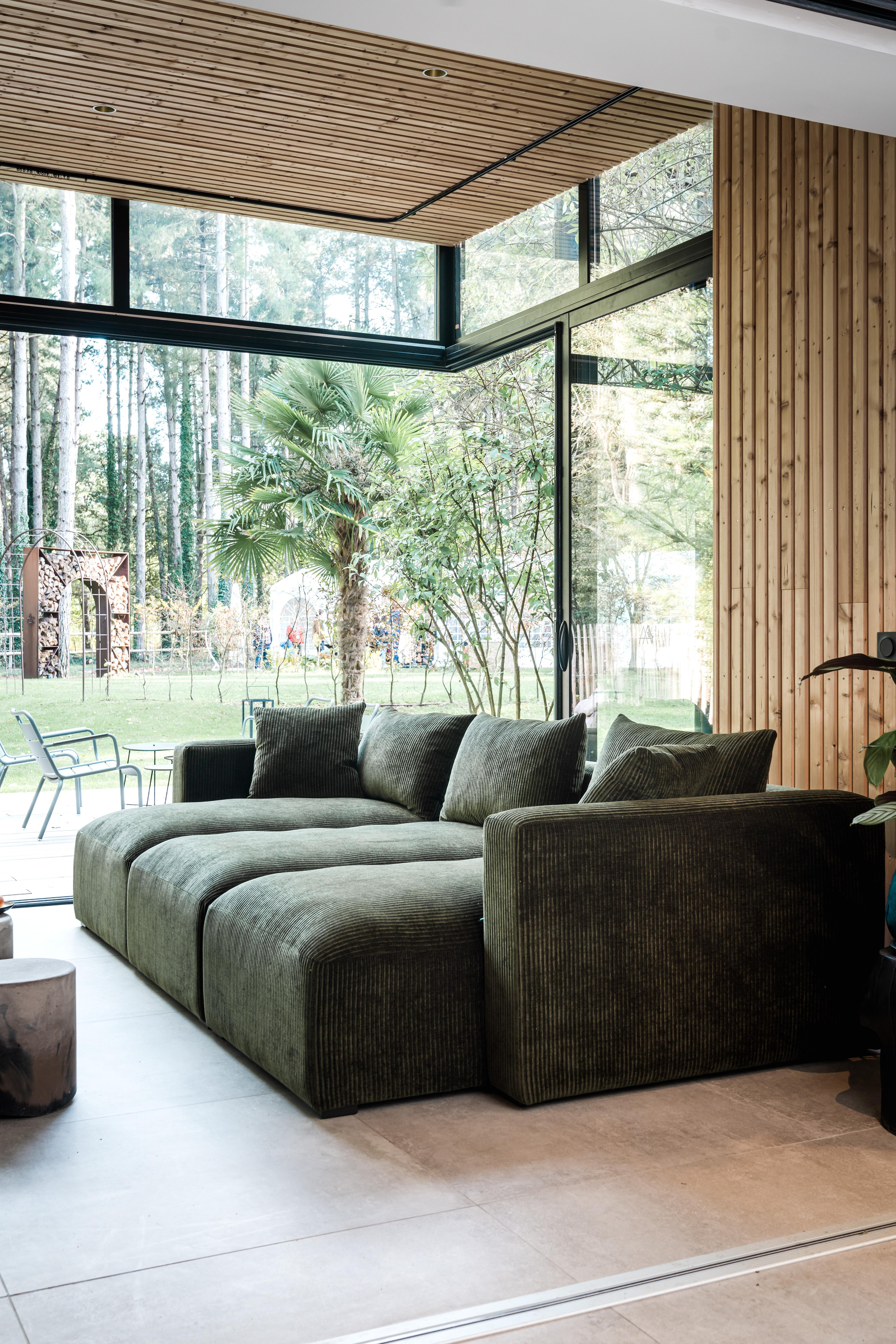Koda Sofa by RALPH M For Sale 6
