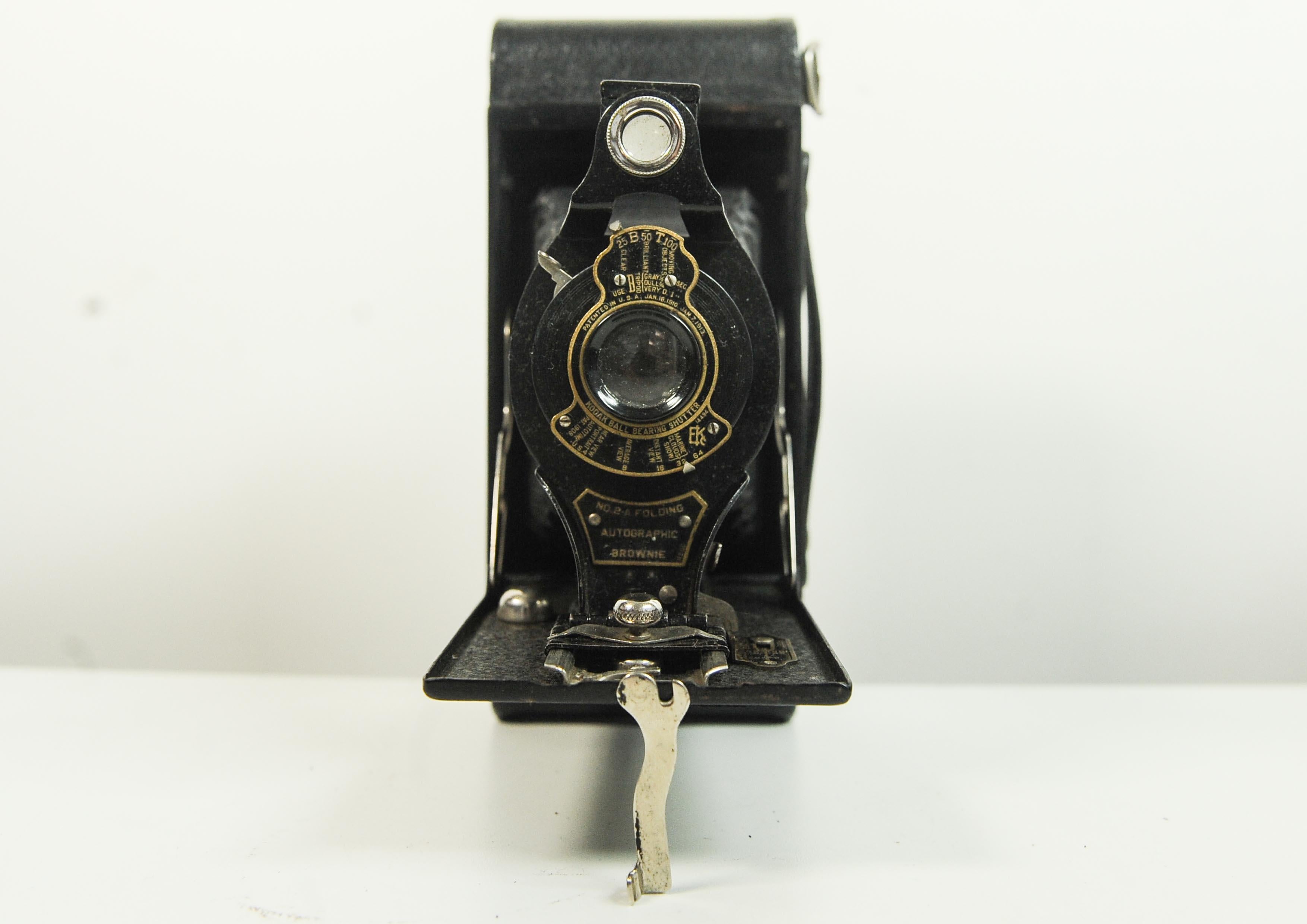 Kodak Nr. 2A Folding Autographic Brownie Folding Roll Film Kamera (20. Jahrhundert) im Angebot