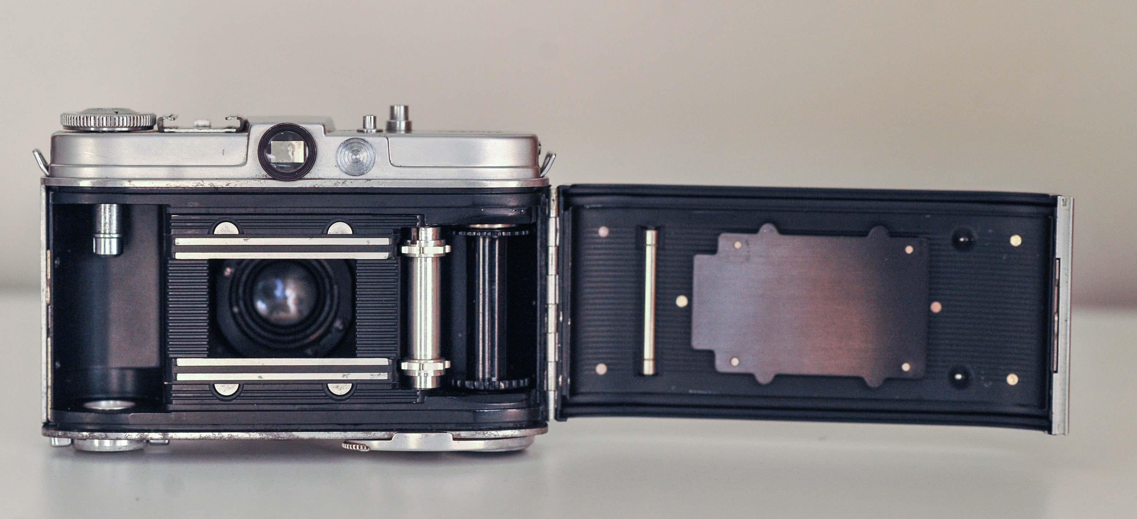 20th Century Kodak Retina Ib 35mm Folding Viewfinder Camera with Schneider-Kreuznach Retina-X