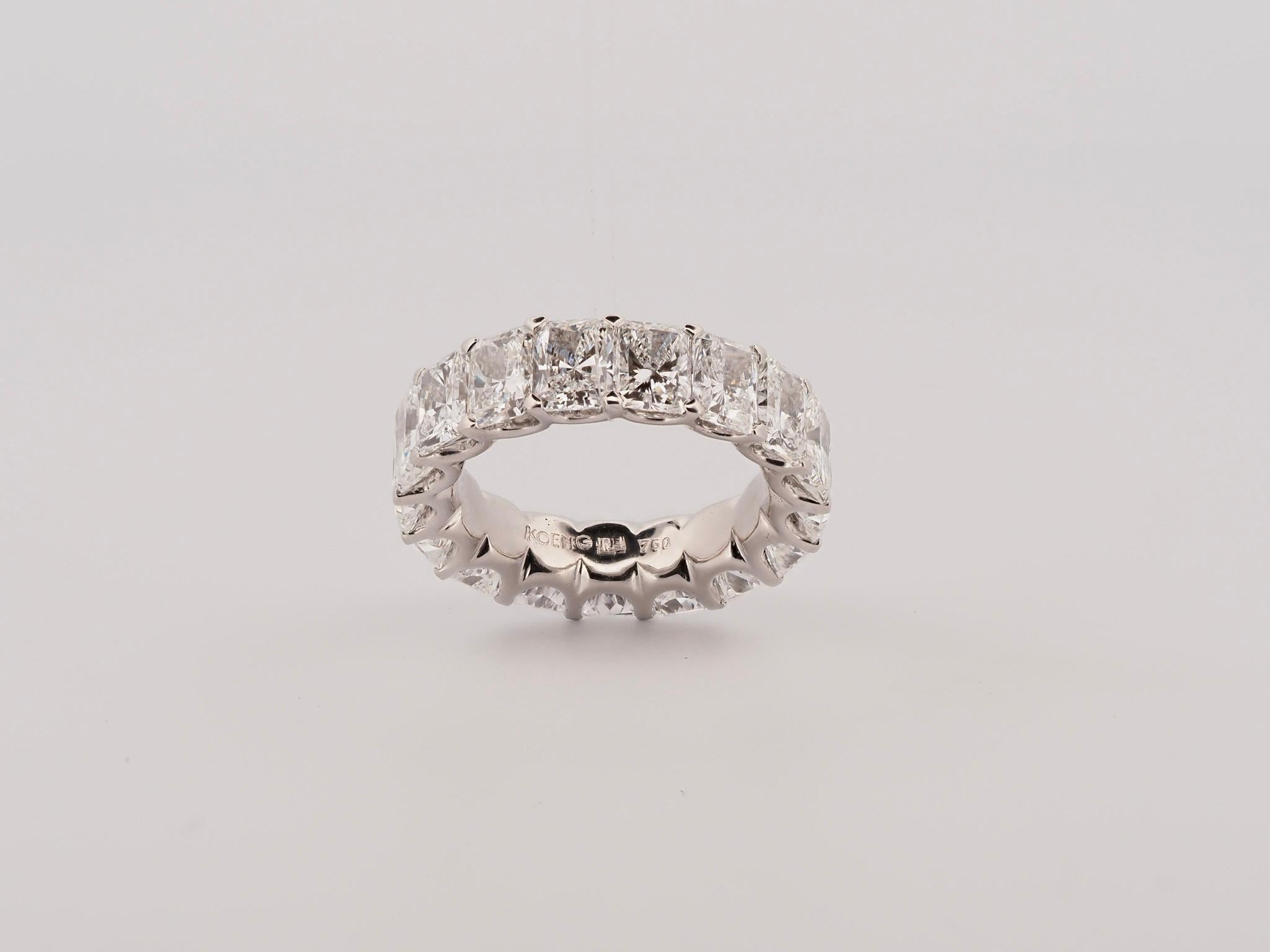 KOENIG Bracelet éternel en or blanc 18 carats - Diamants de taille radiant de 8,70 carats, GIA en vente 11
