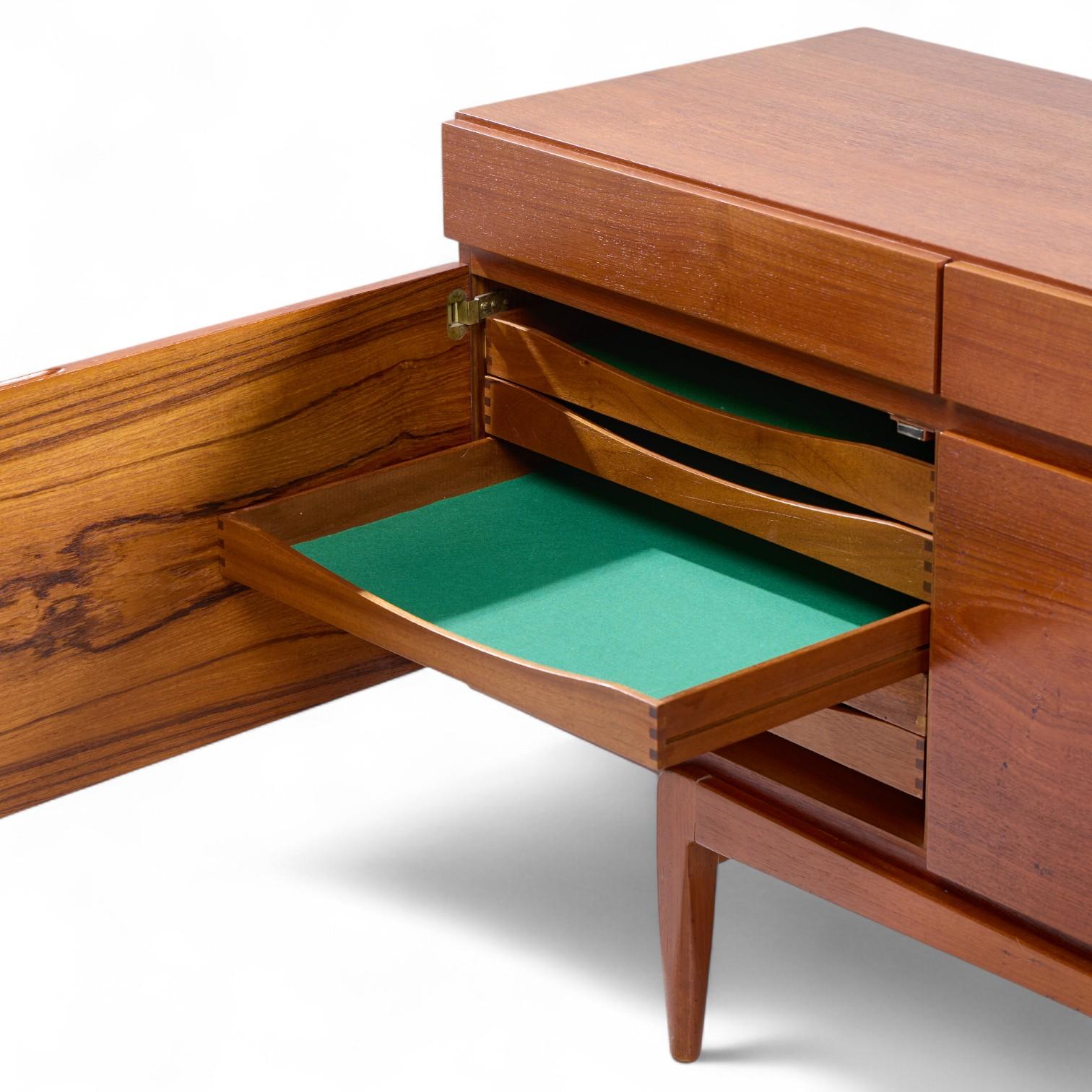 Kofod Larsen for Faarup Møbelfabrik Model 66 Mid Century Danish Teak Credenza For Sale 5